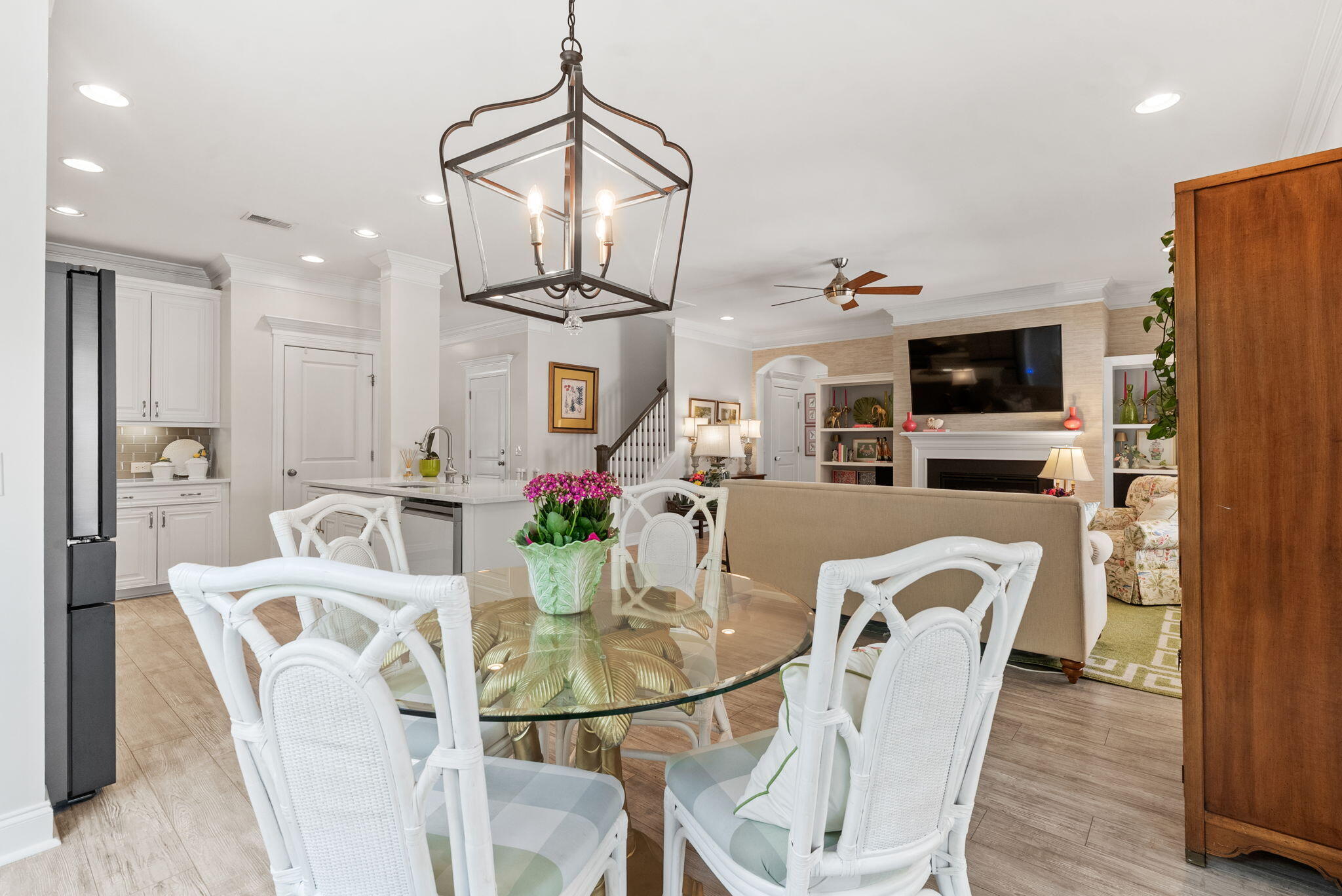 1551 Chastain Road