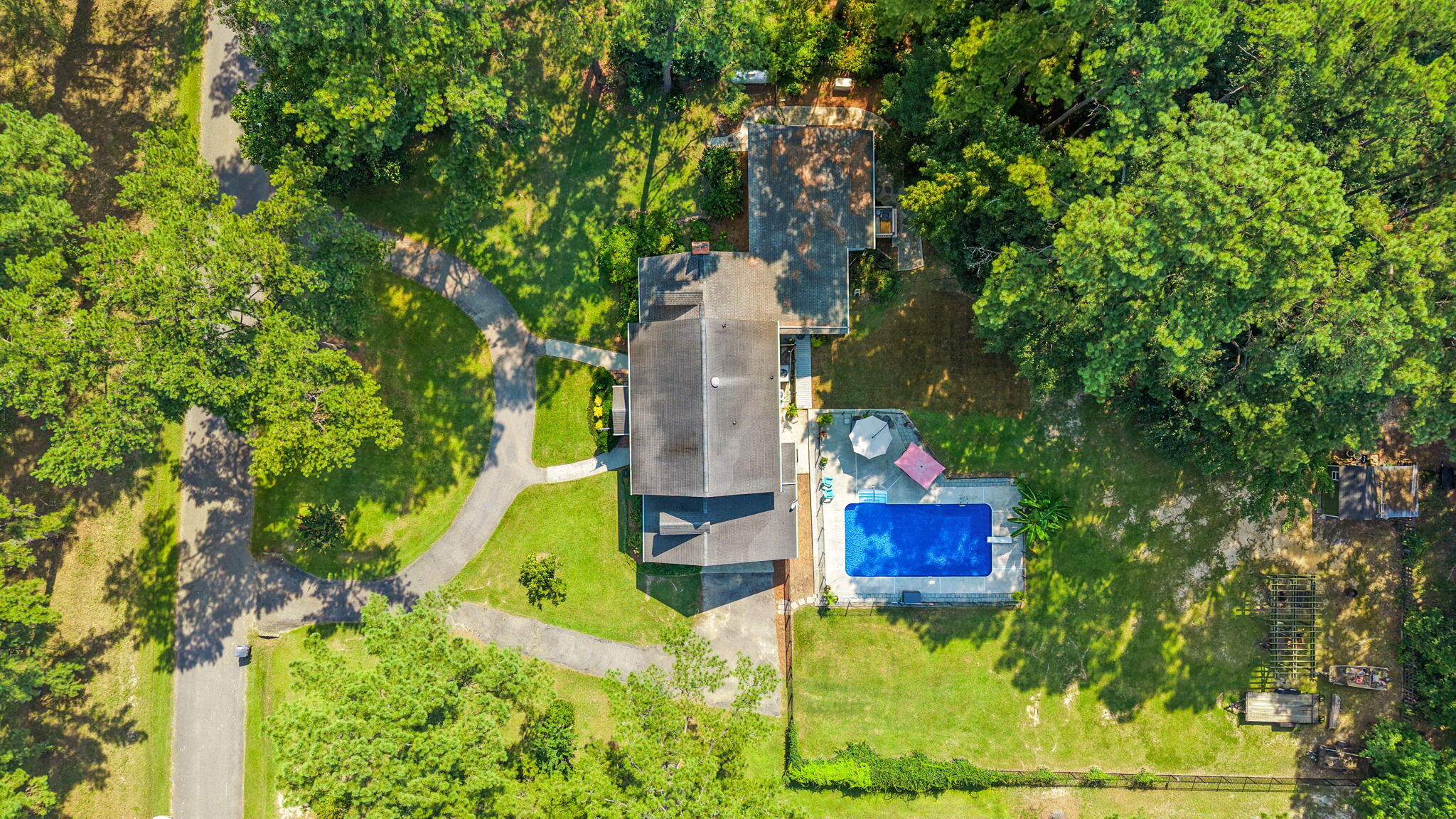 407 Huntington Road