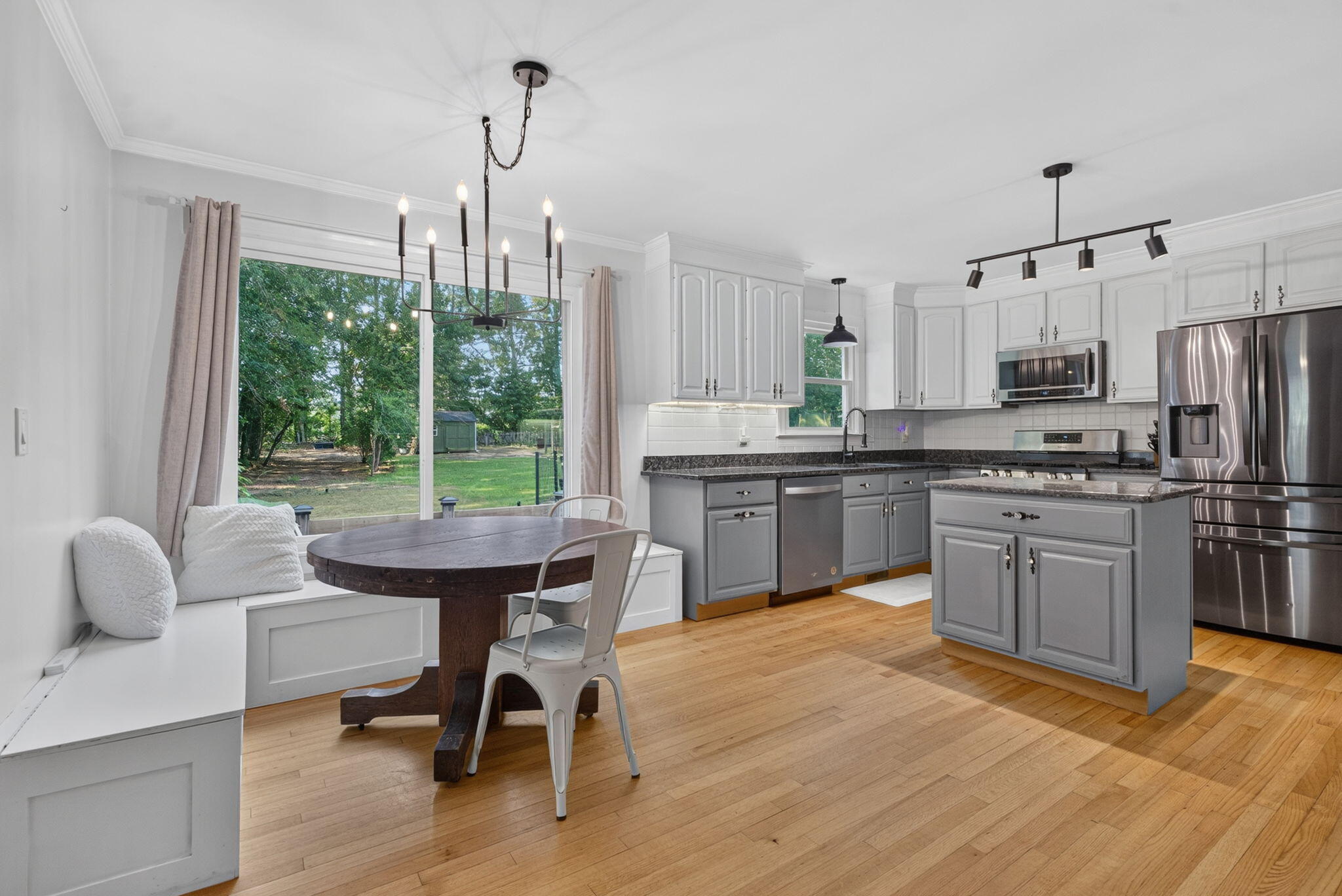 407 Huntington Road