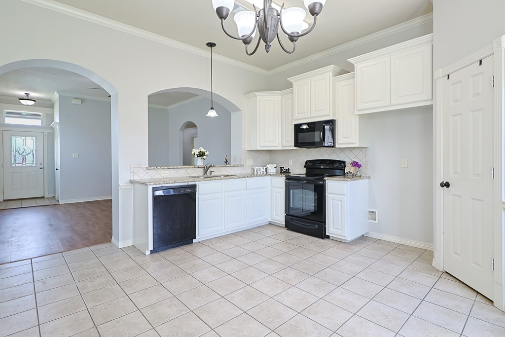 2915 Horseback Court