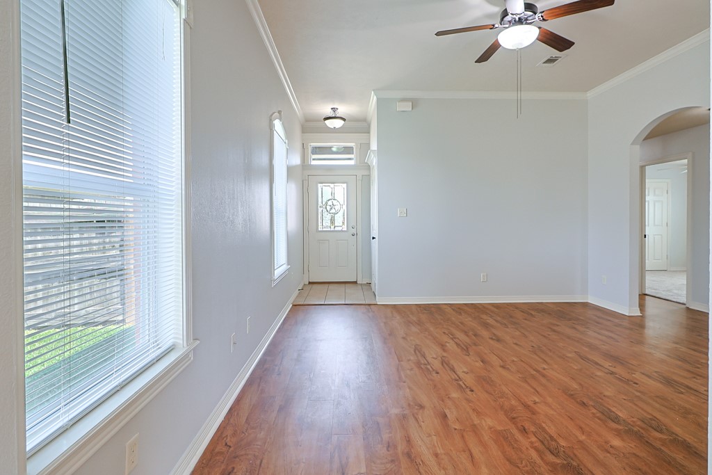 2915 Horseback Court