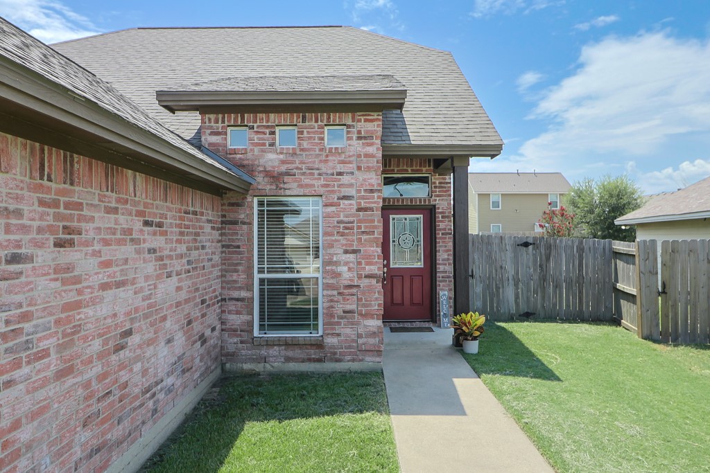 2915 Horseback Court