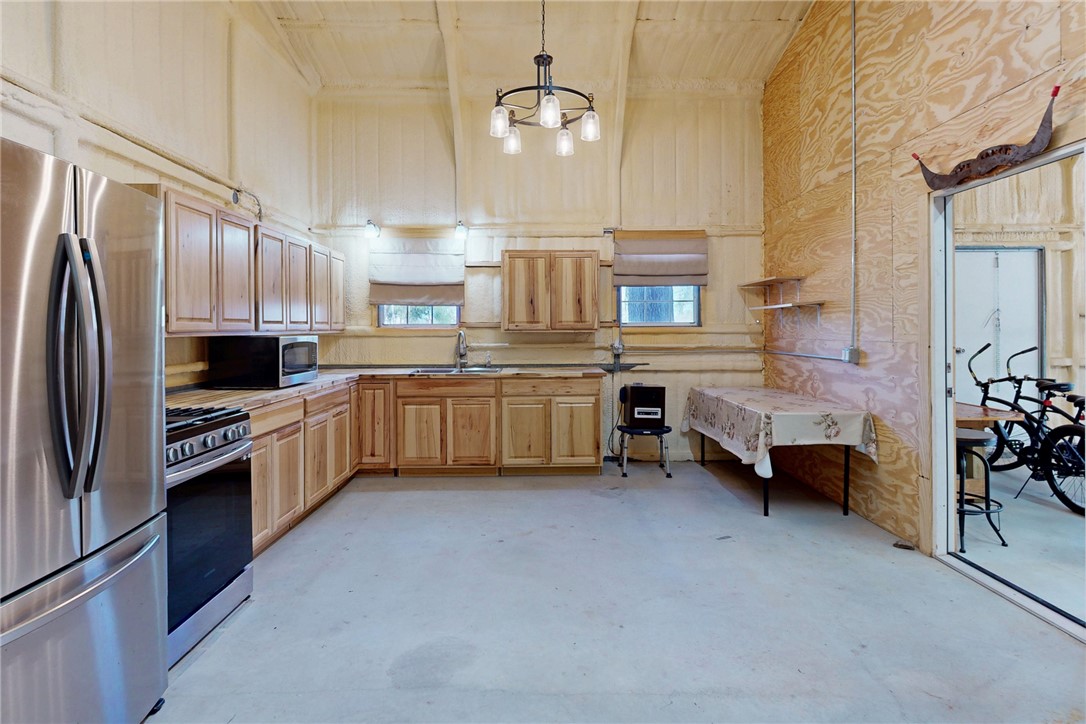 651 County Road 379