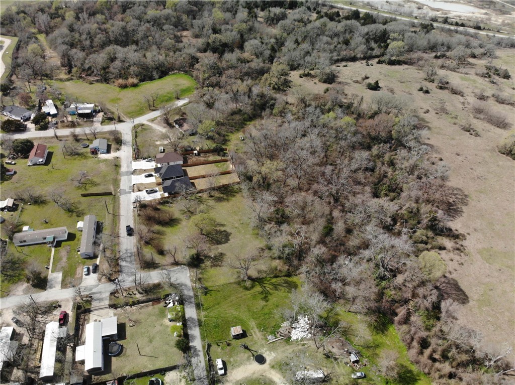 1001 Hunters Lane