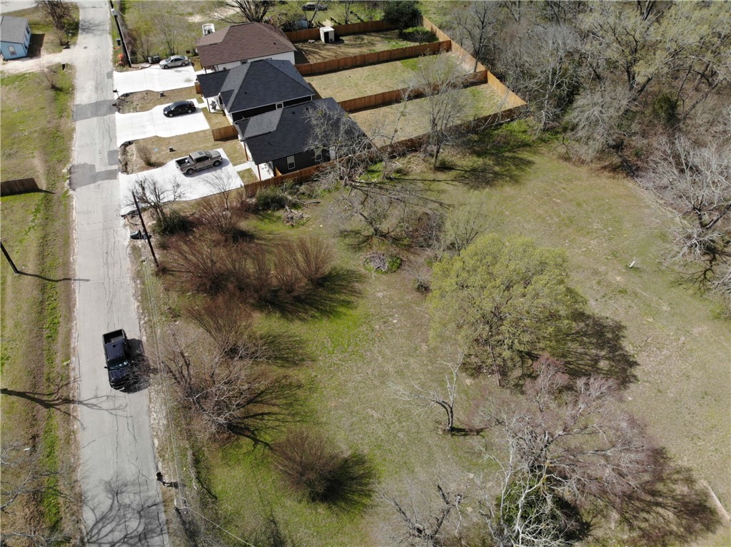 1001 Hunters Lane