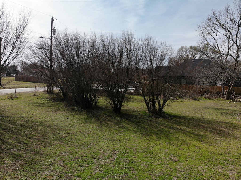 1001 Hunters Lane