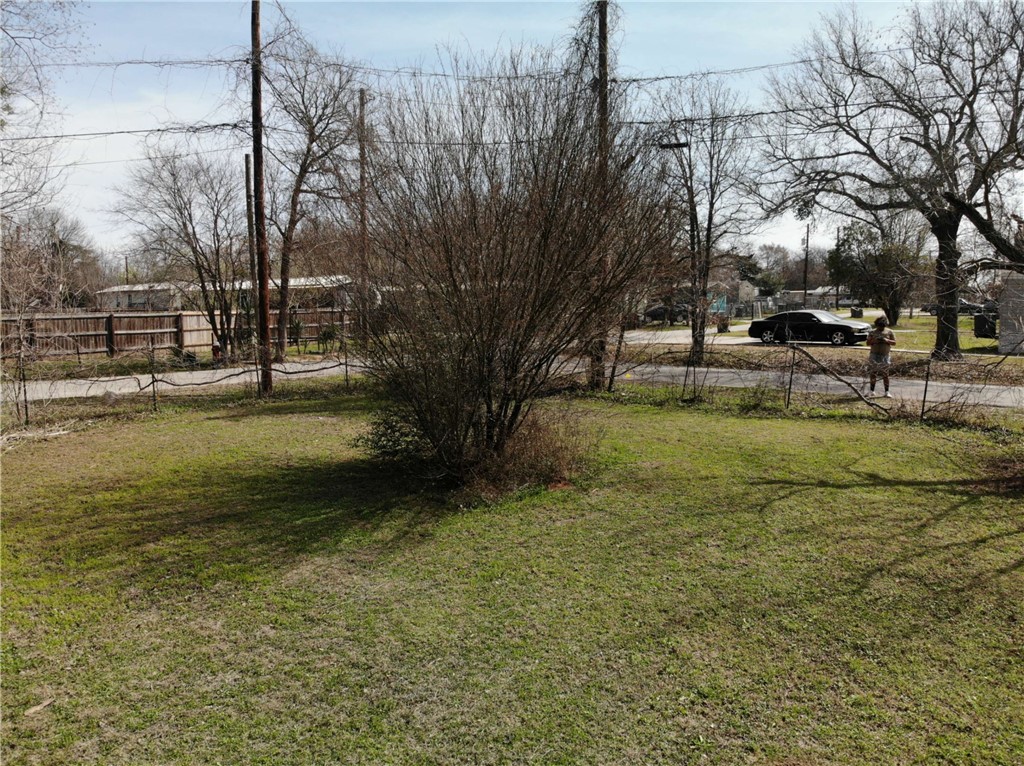 1001 Hunters Lane