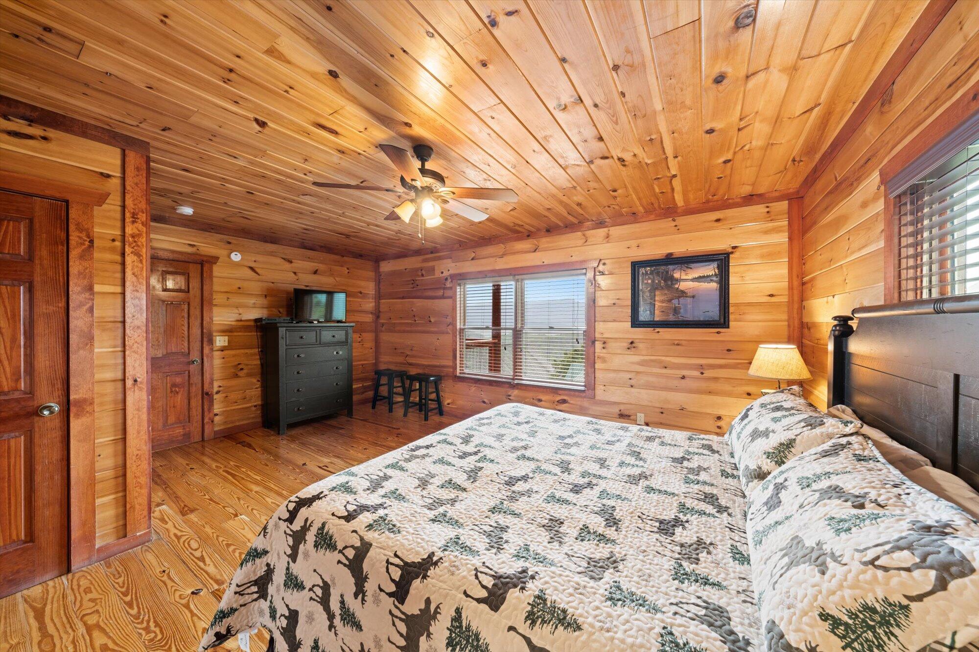 953 Black Bear Cub Way