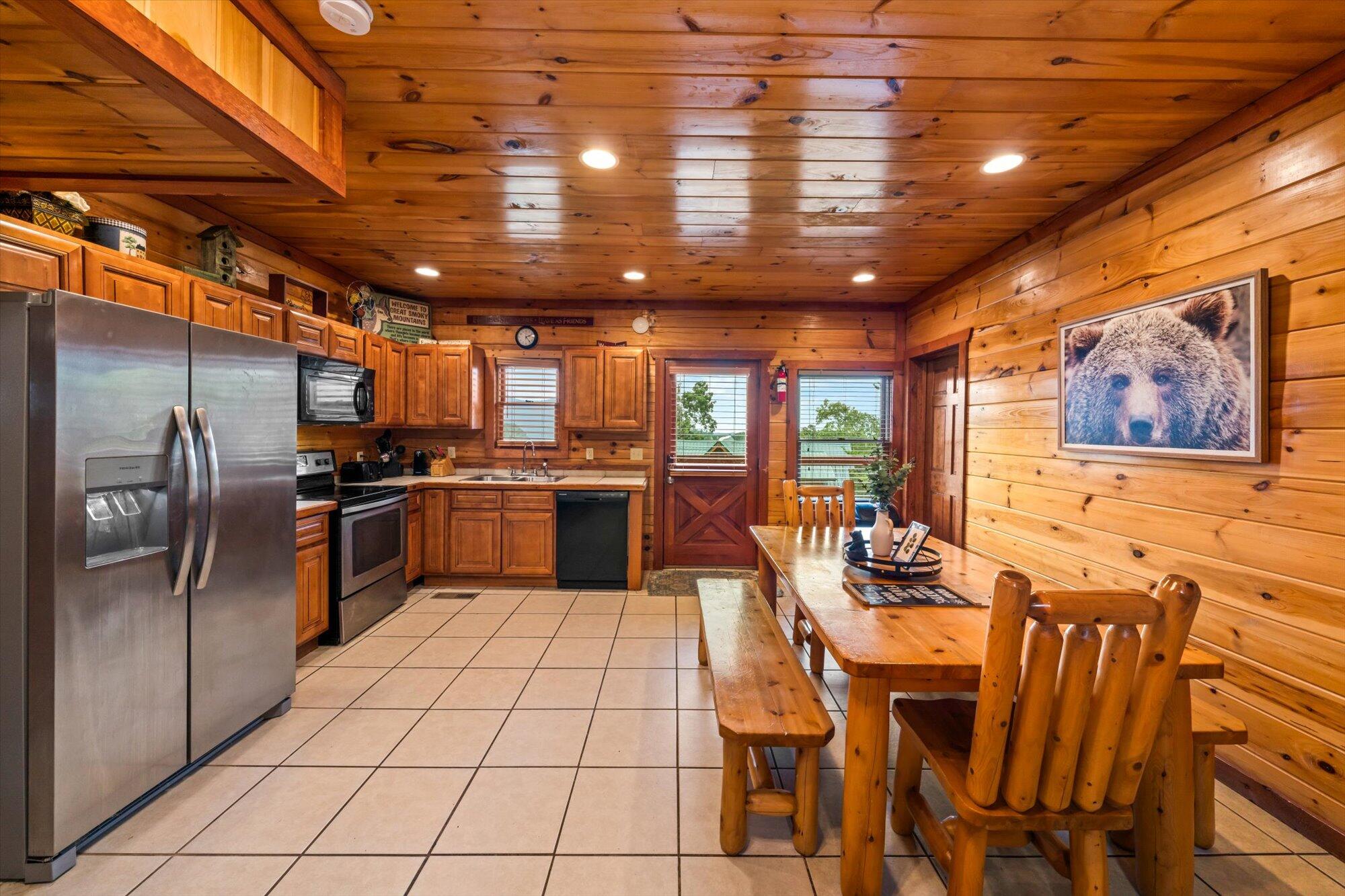 953 Black Bear Cub Way