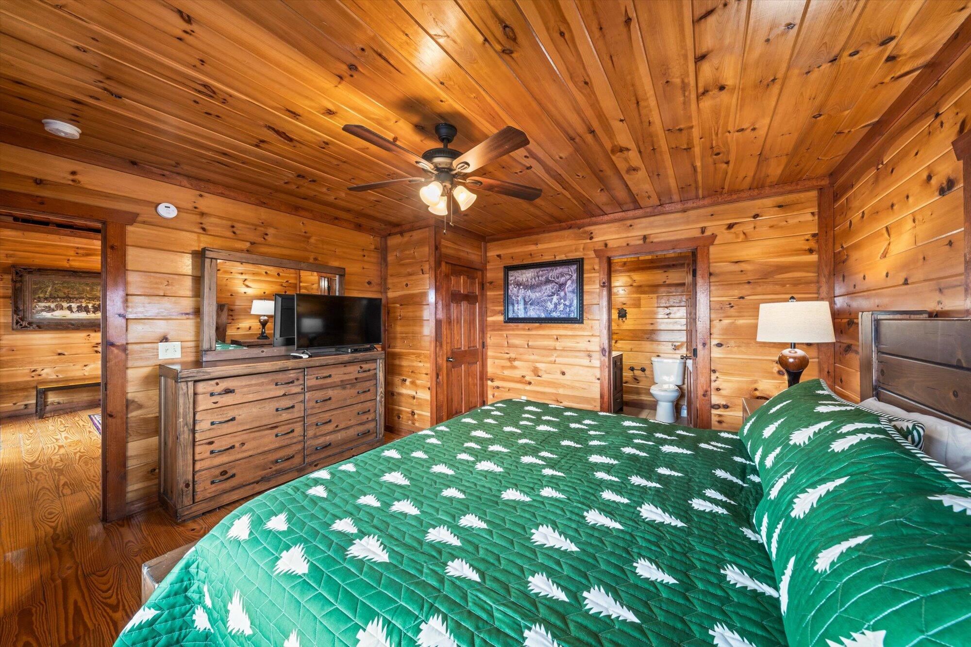 953 Black Bear Cub Way