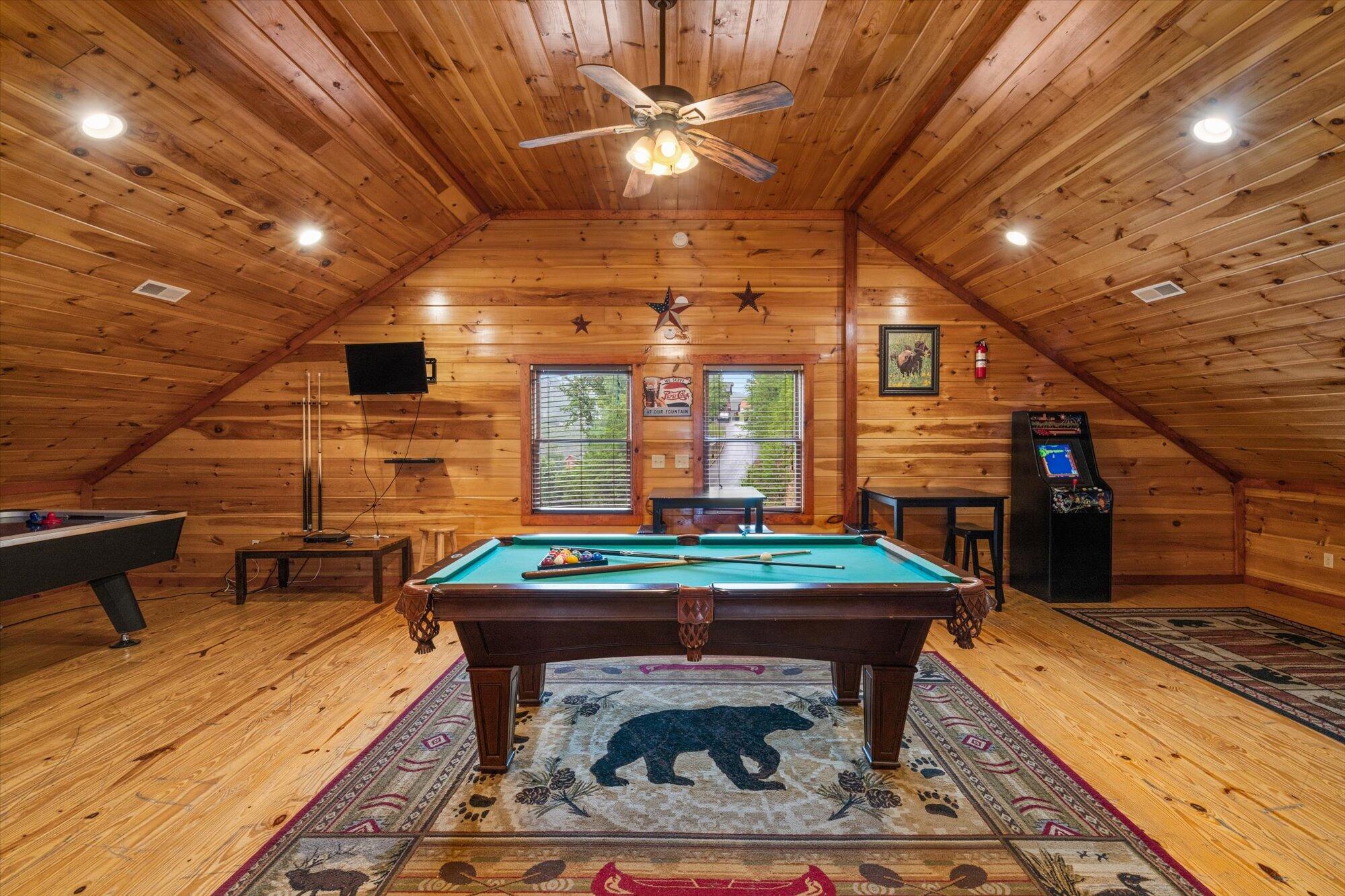 953 Black Bear Cub Way