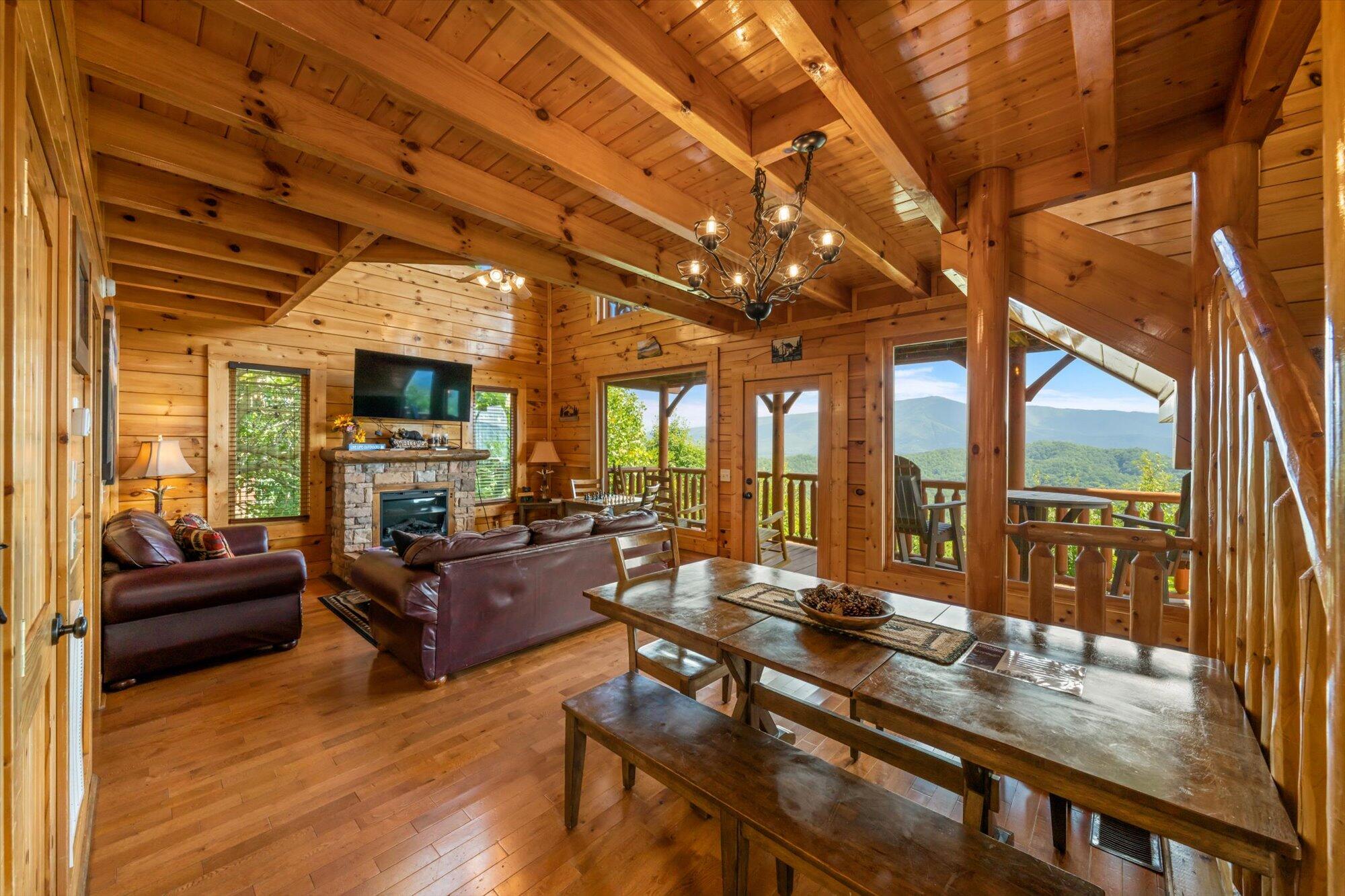 3016 Hickory Lodge Drive