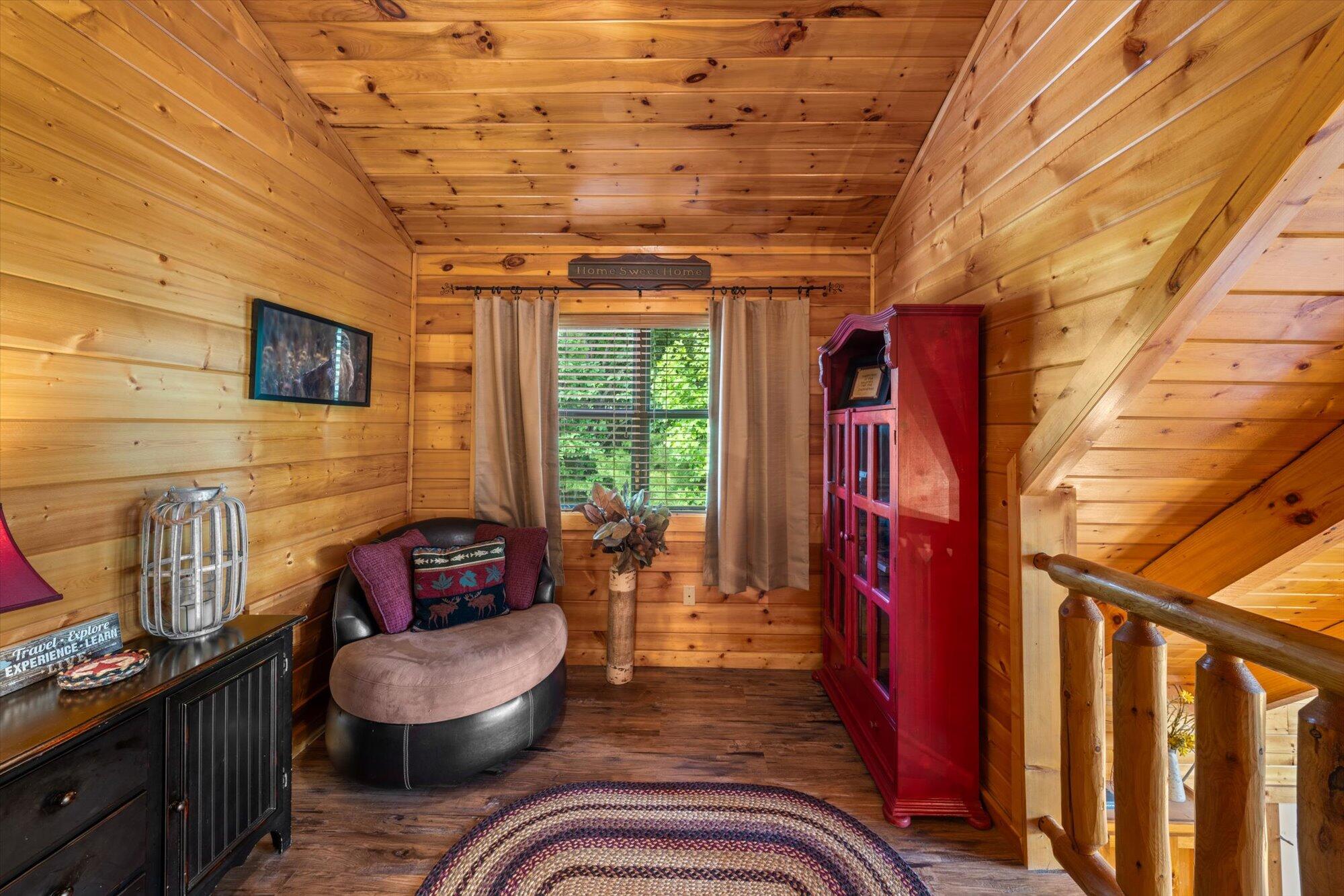 2540 Raccoon Hollow Way