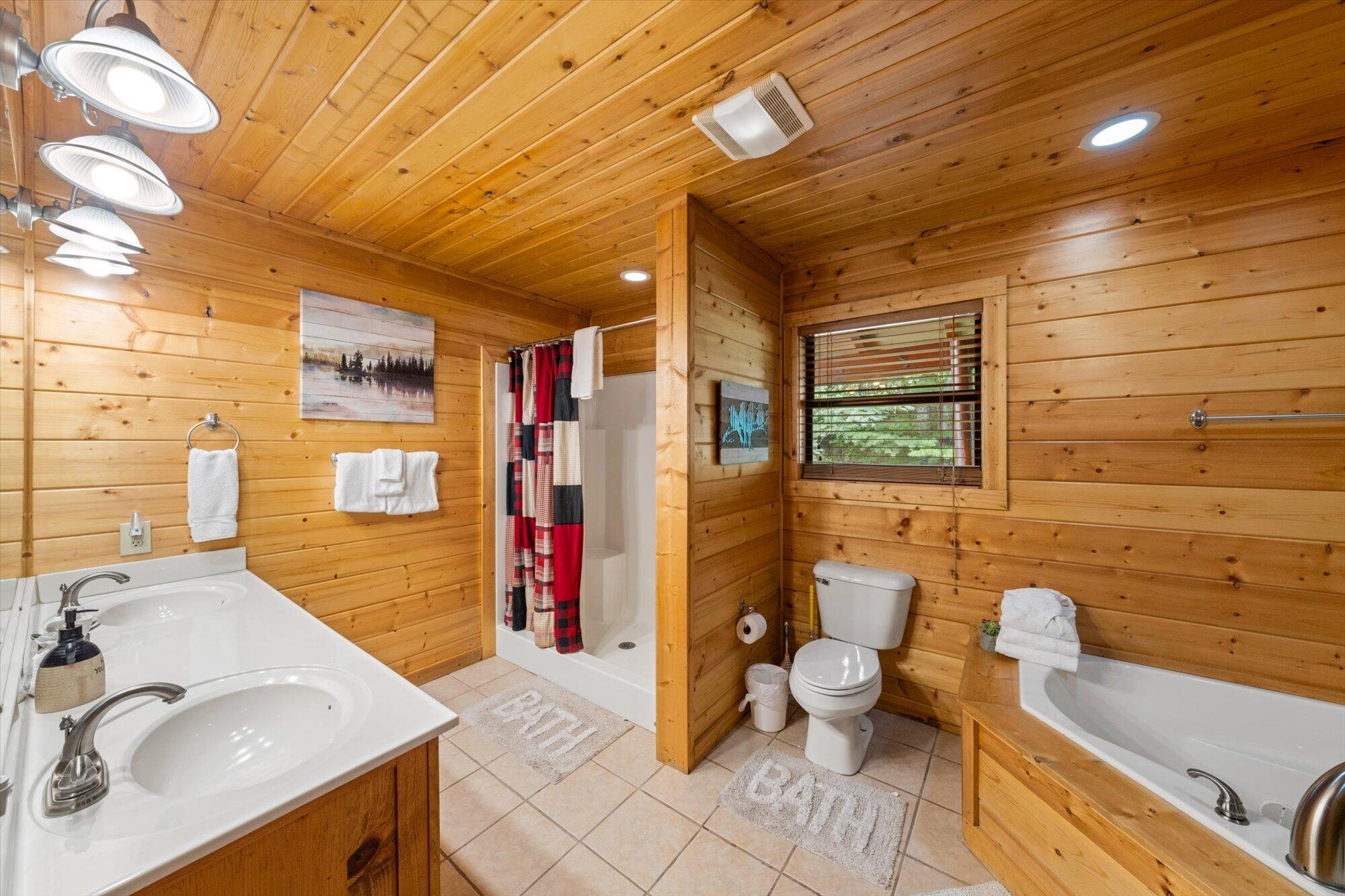 2540 Raccoon Hollow Way