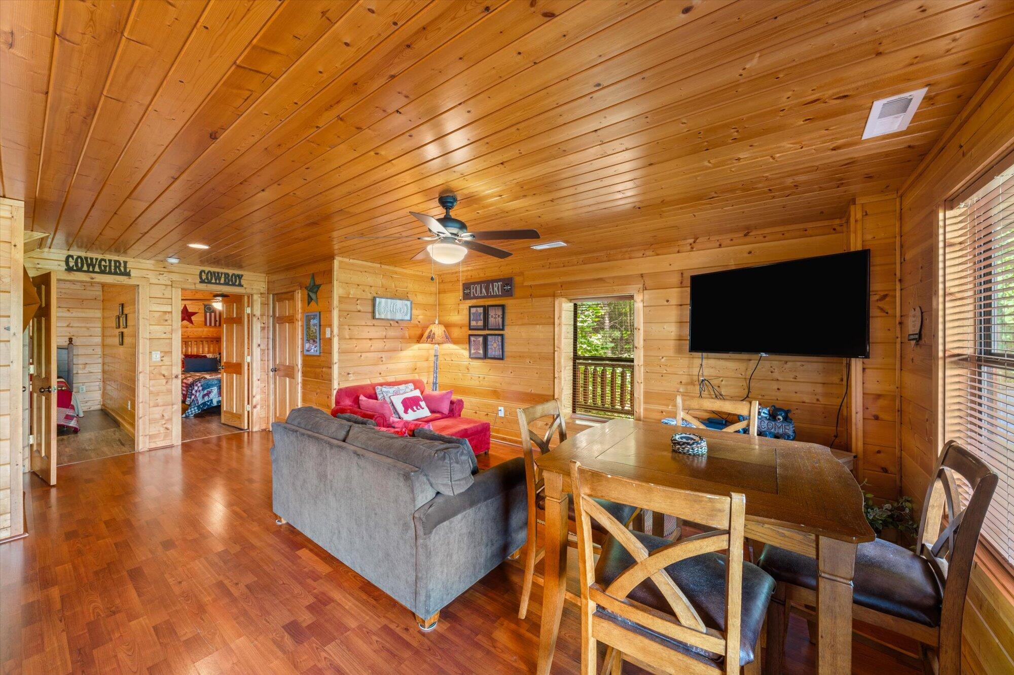 2540 Raccoon Hollow Way