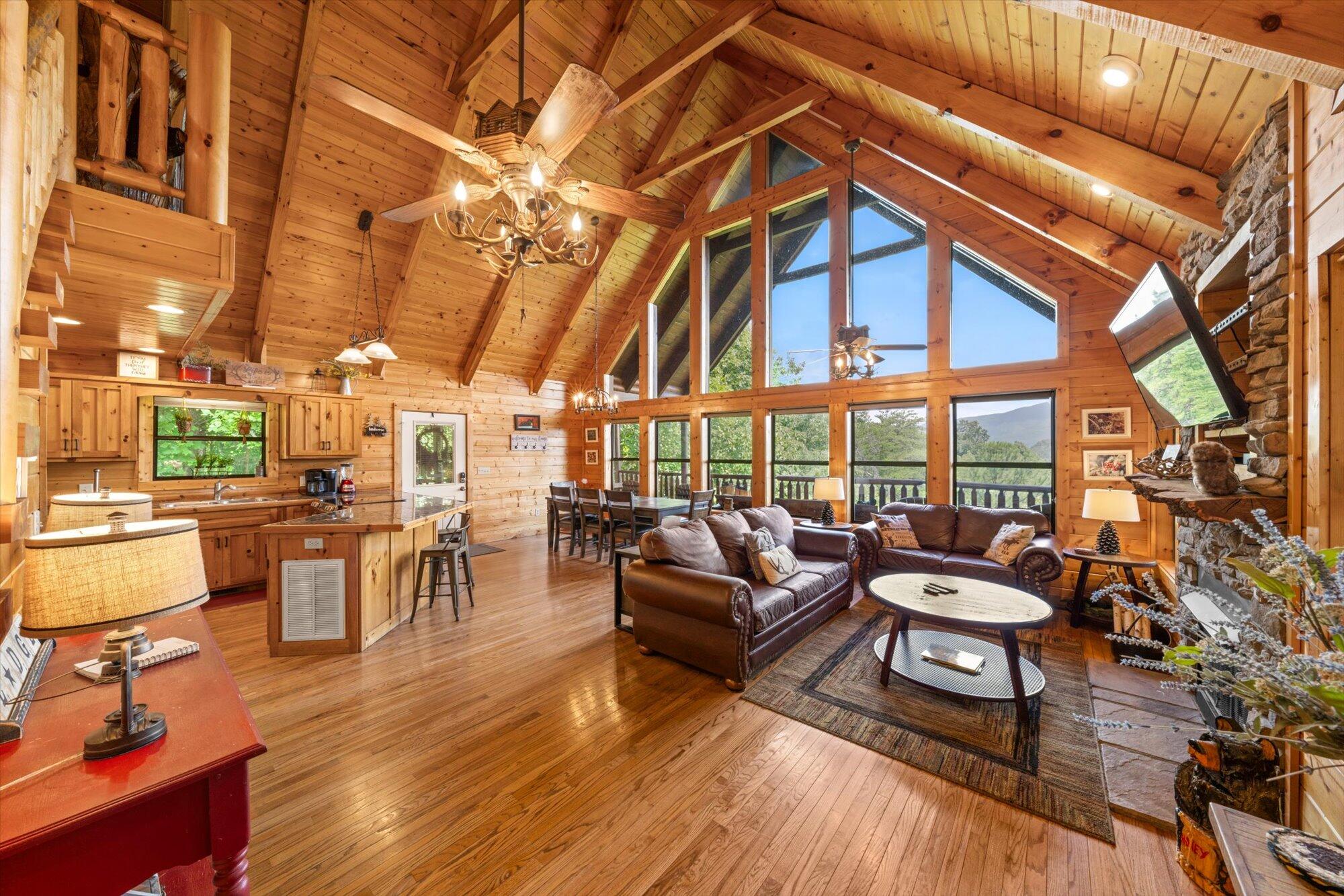 2540 Raccoon Hollow Way