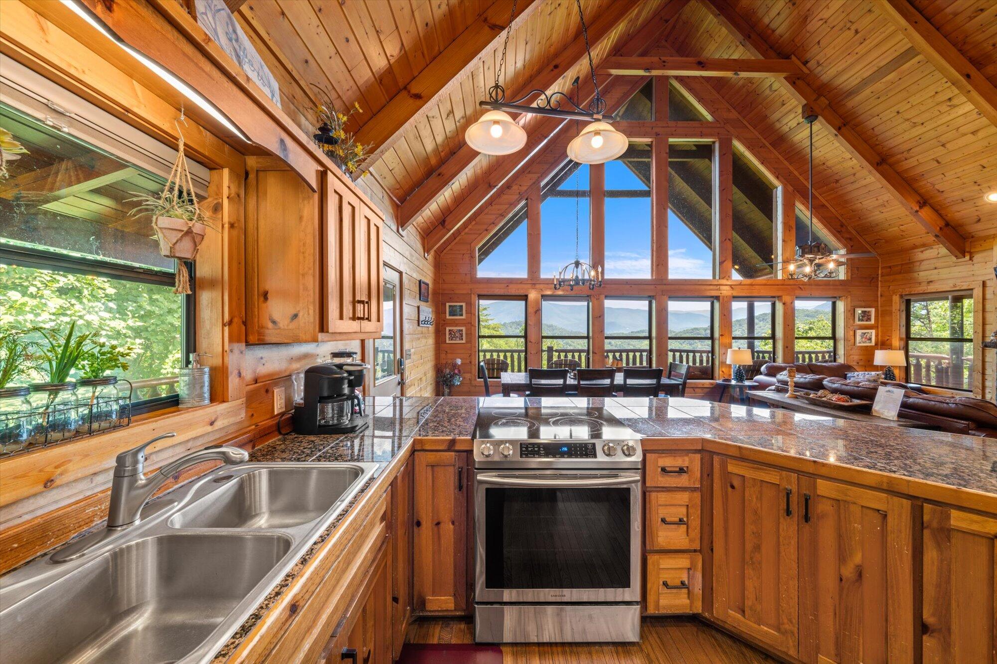 2540 Raccoon Hollow Way