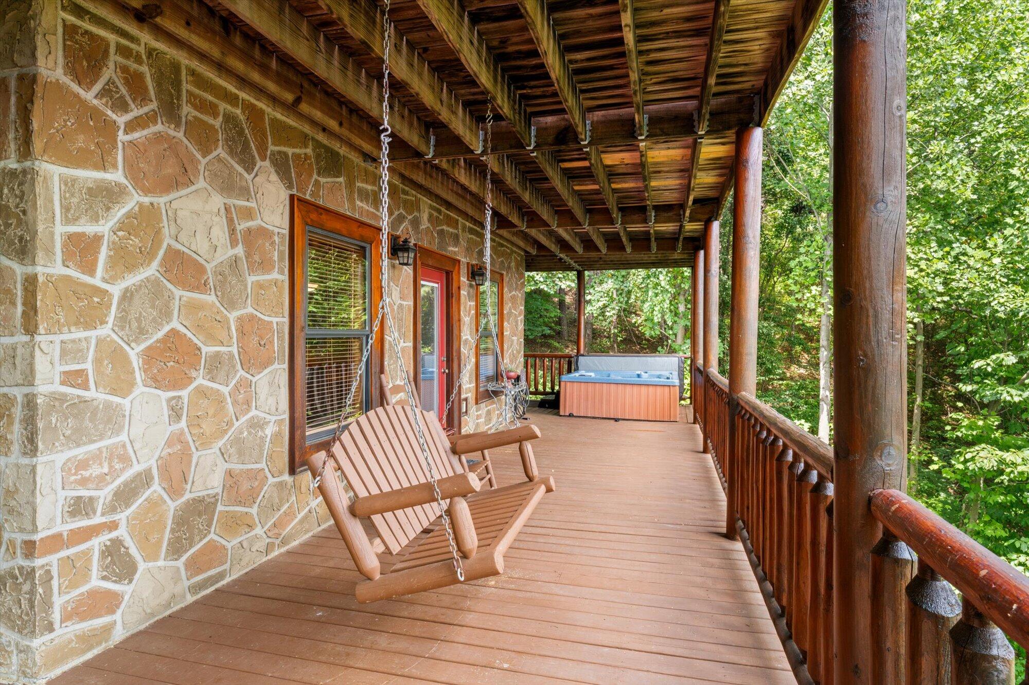 2540 Raccoon Hollow Way