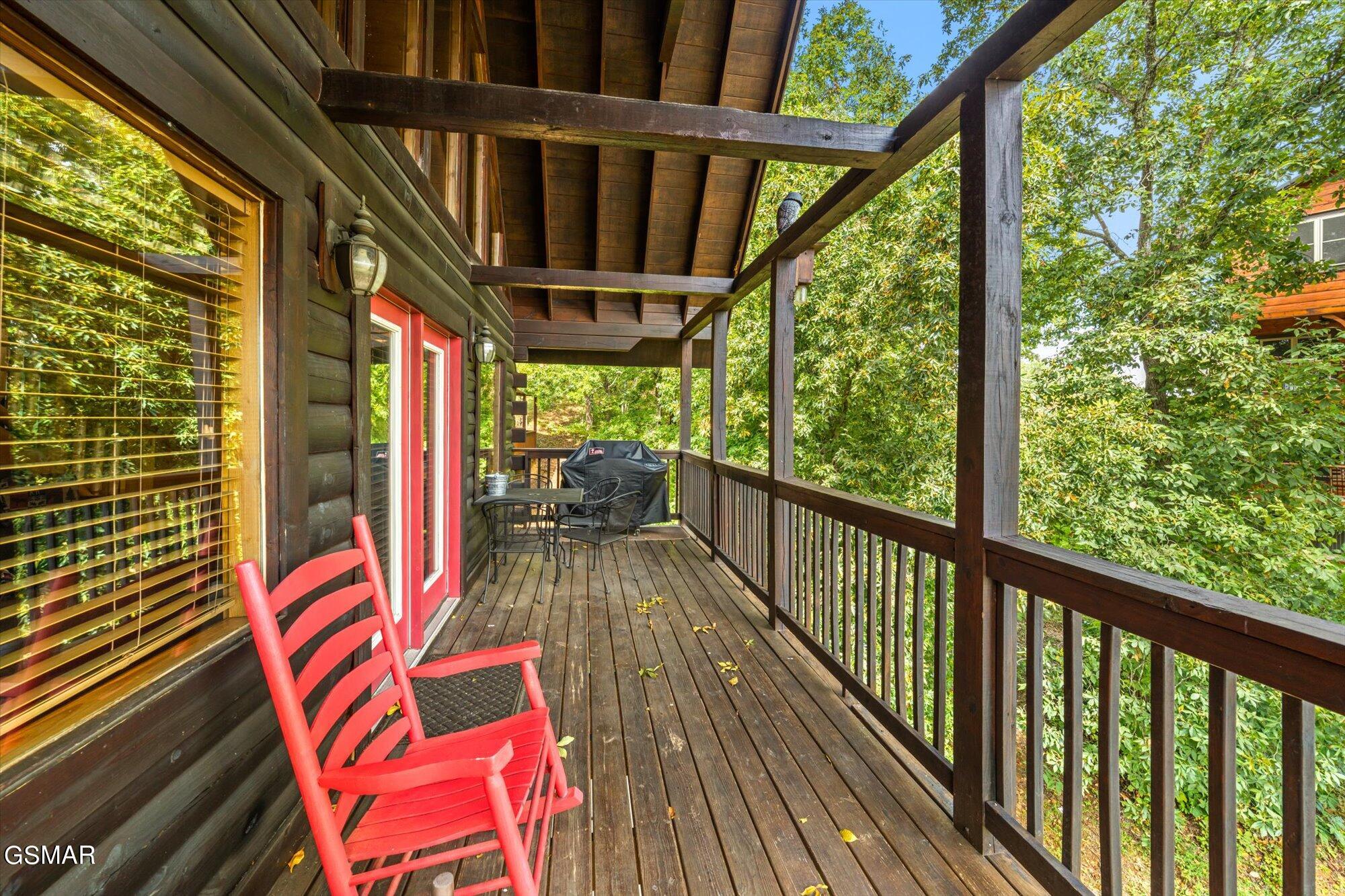 1544 Rainbow Ridge Way