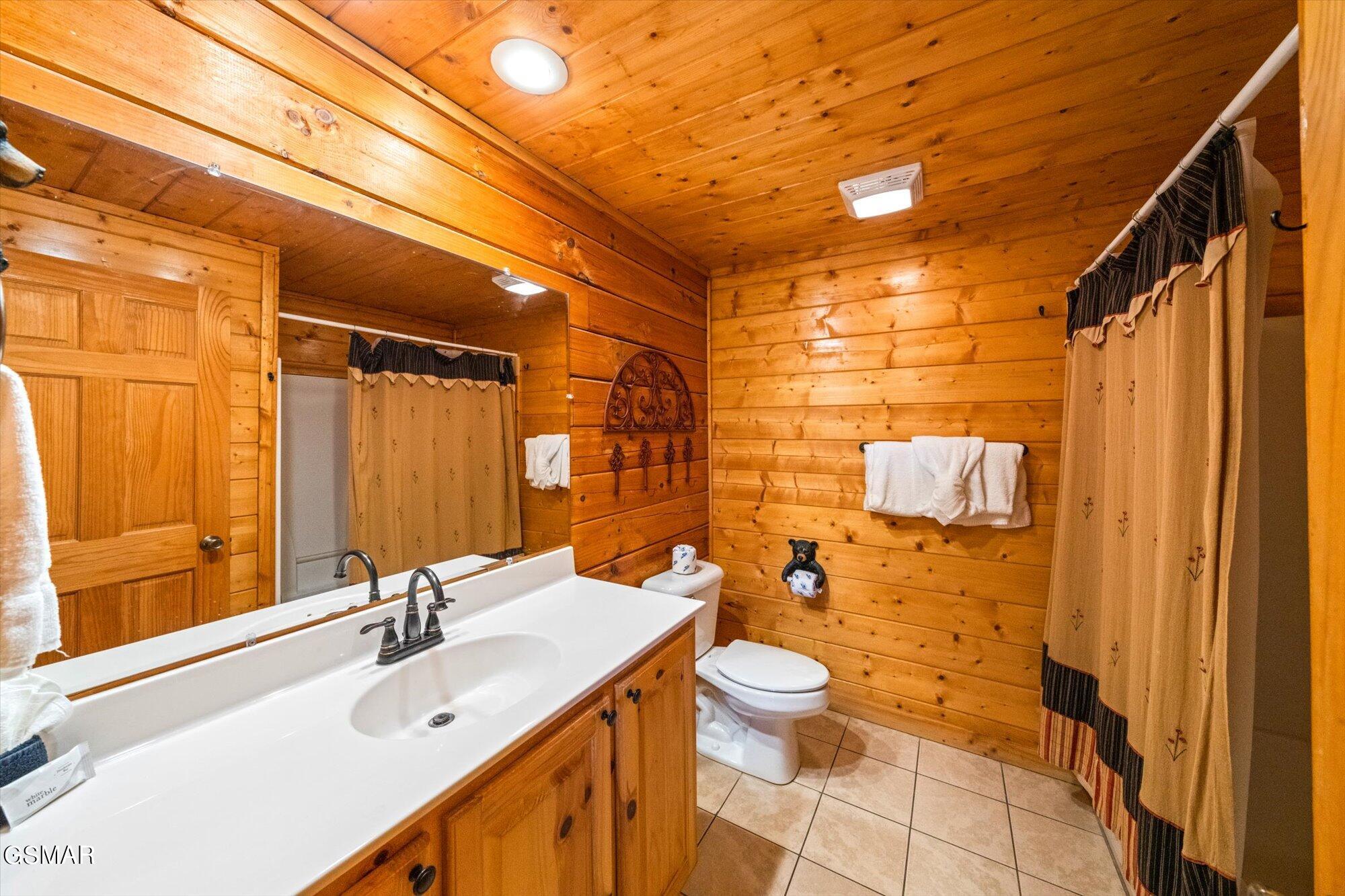 1544 Rainbow Ridge Way