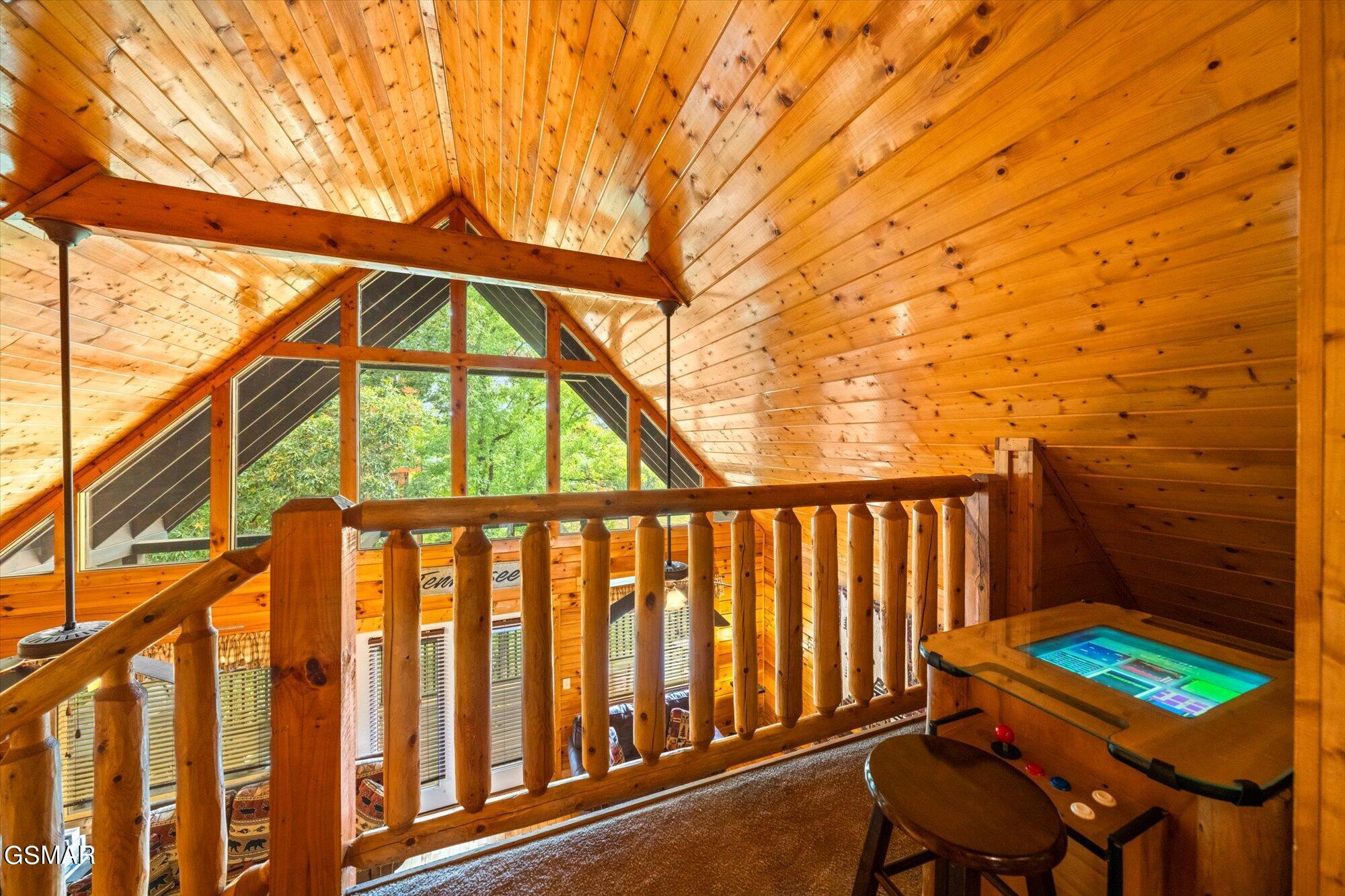 1544 Rainbow Ridge Way