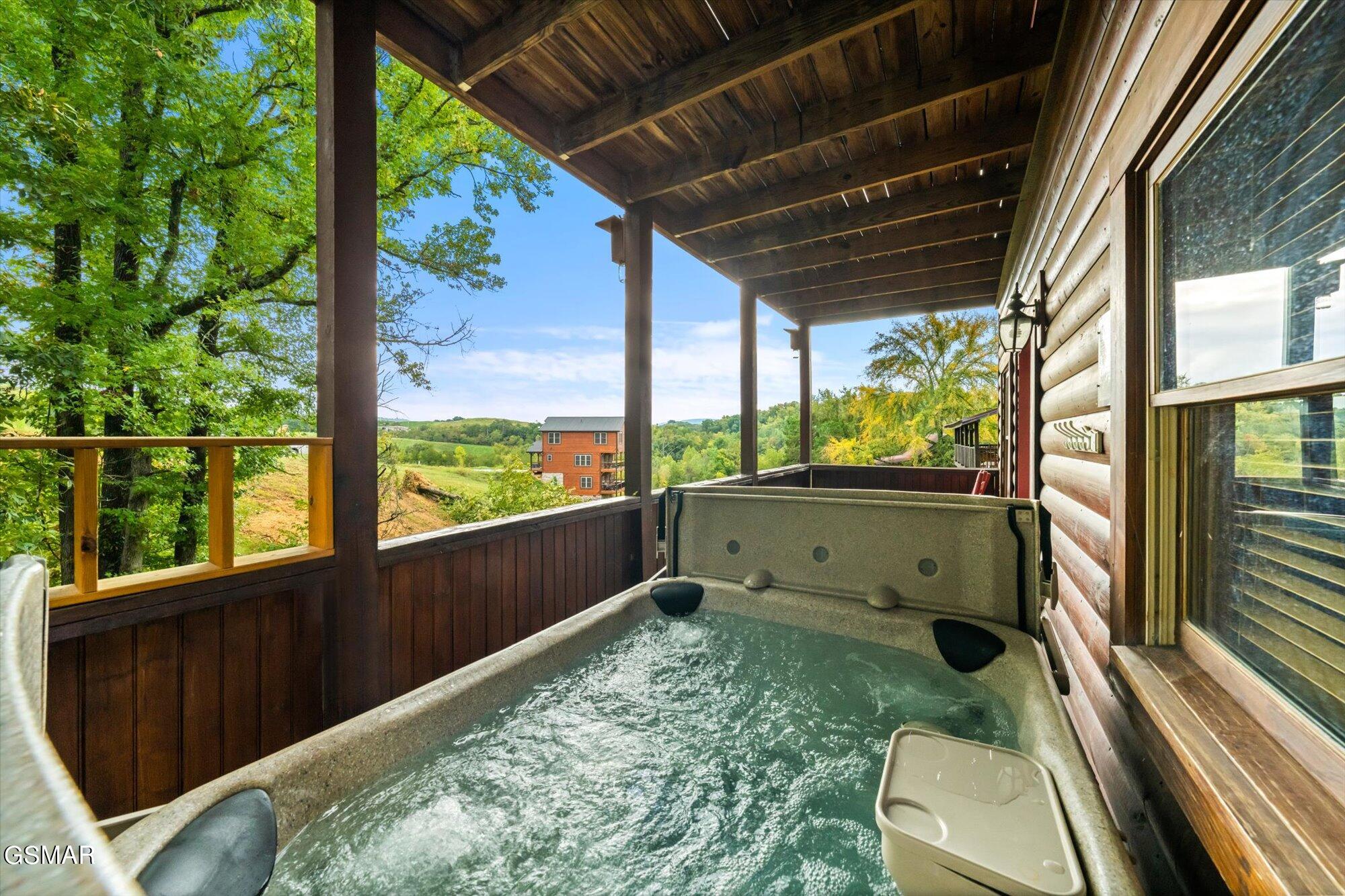 1544 Rainbow Ridge Way