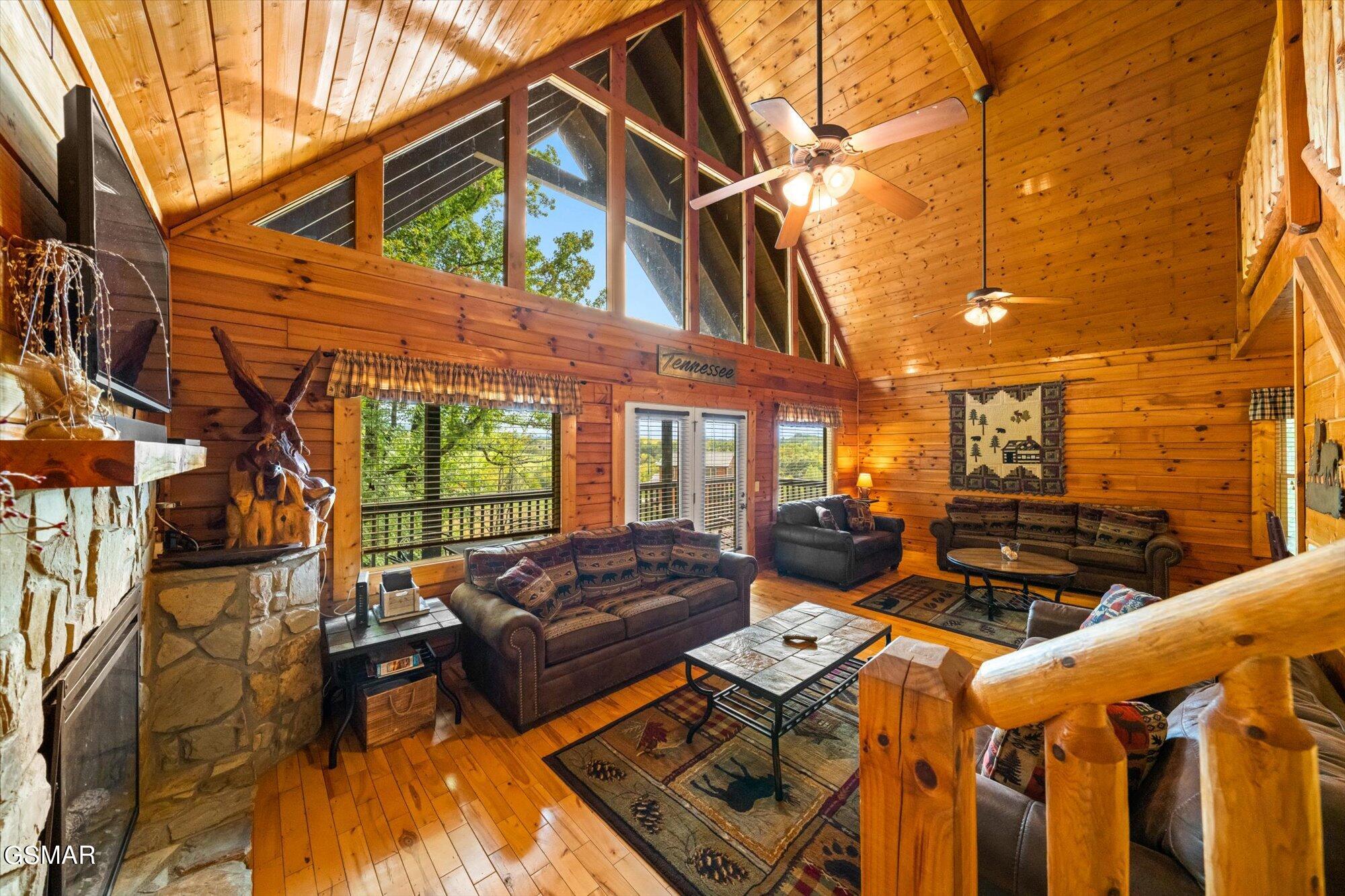 1544 Rainbow Ridge Way