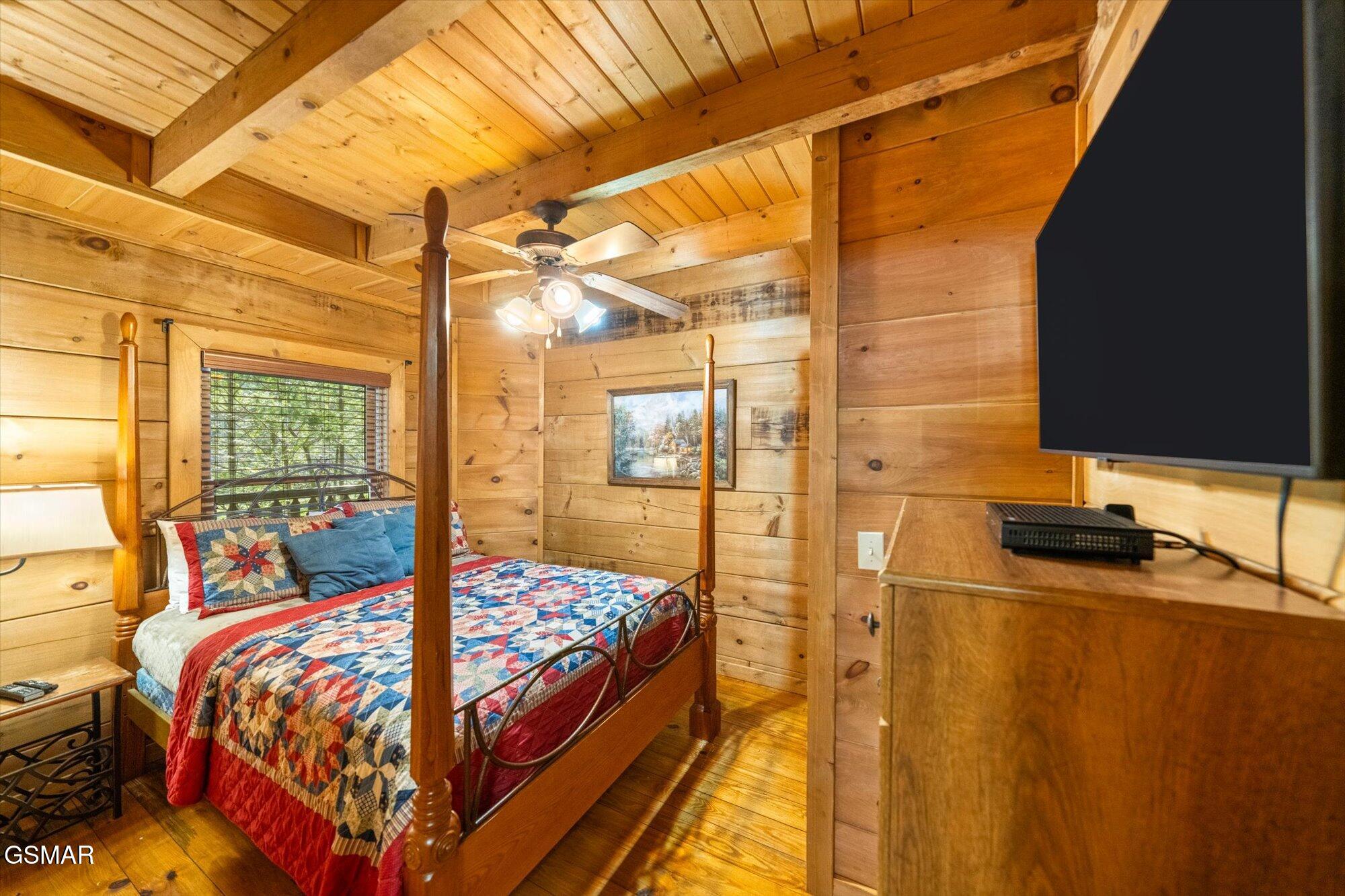2801 Ridge Creek Cir