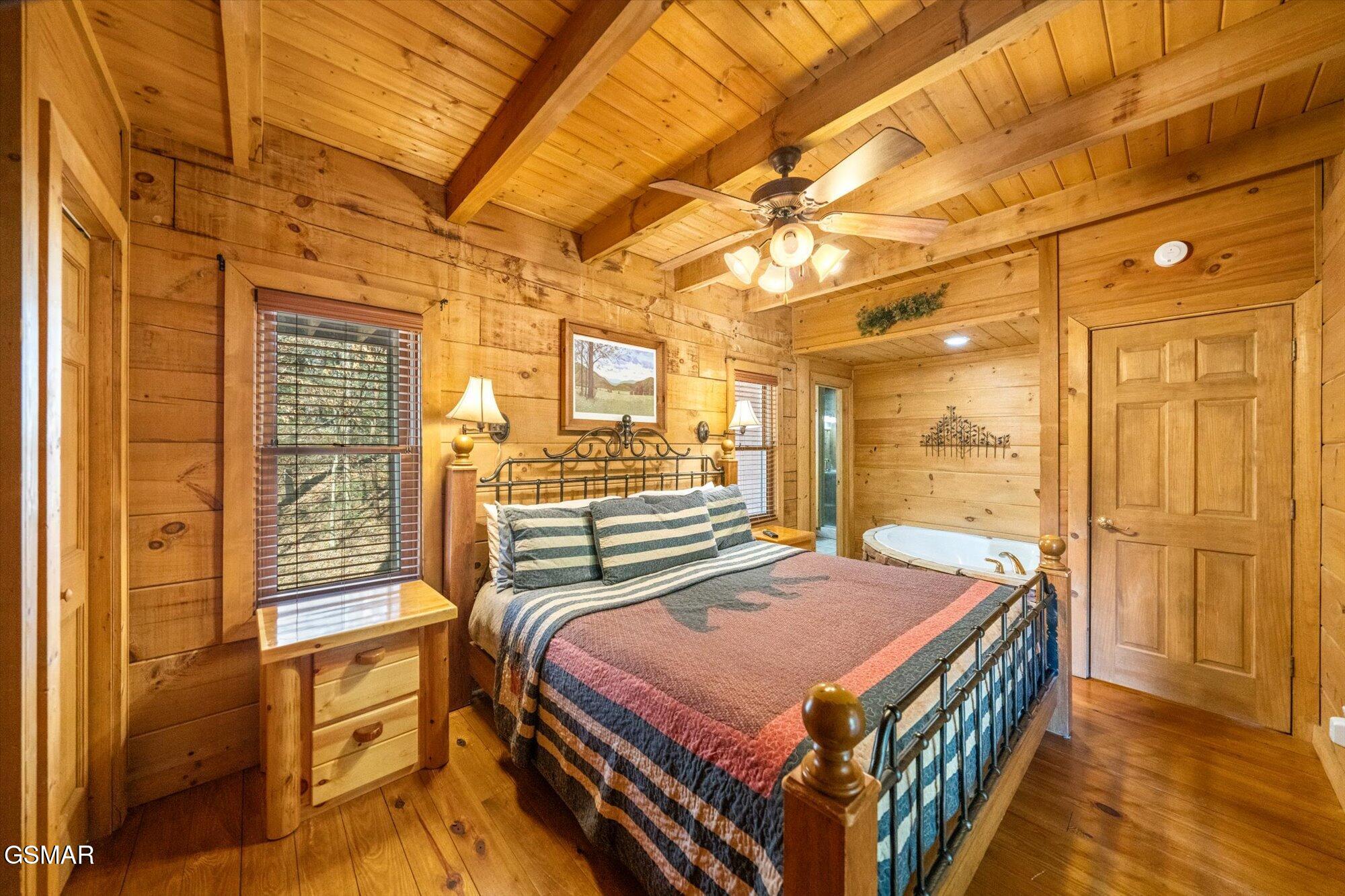 2801 Ridge Creek Cir