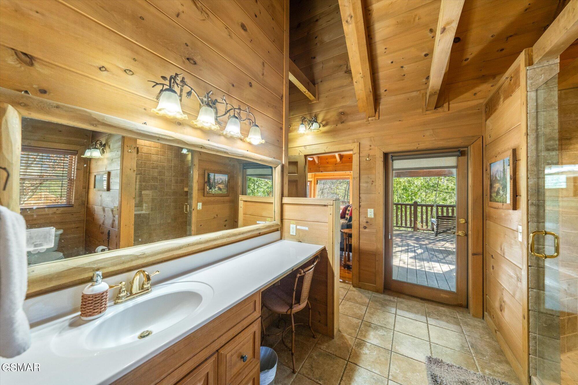 2801 Ridge Creek Cir