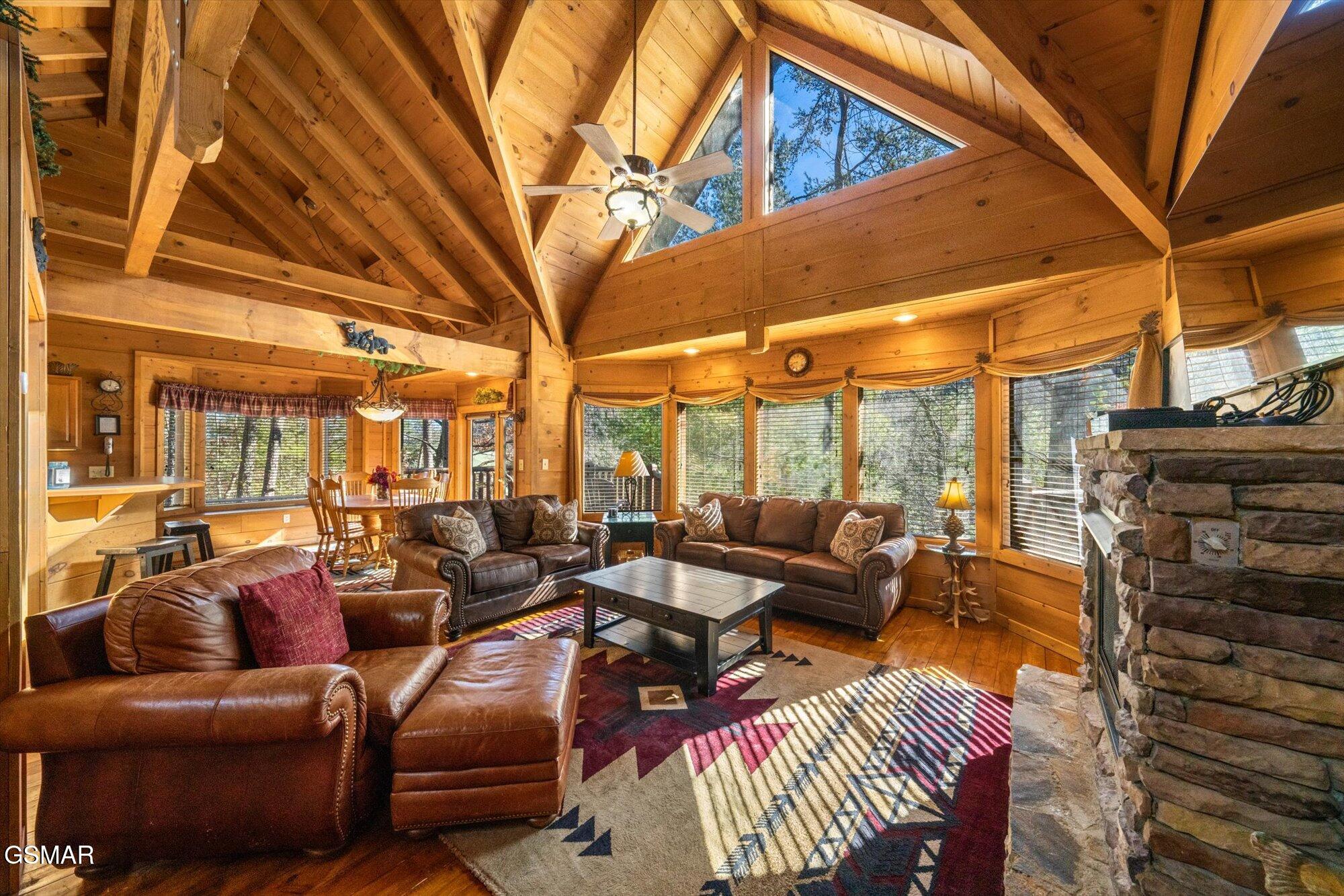 2801 Ridge Creek Cir