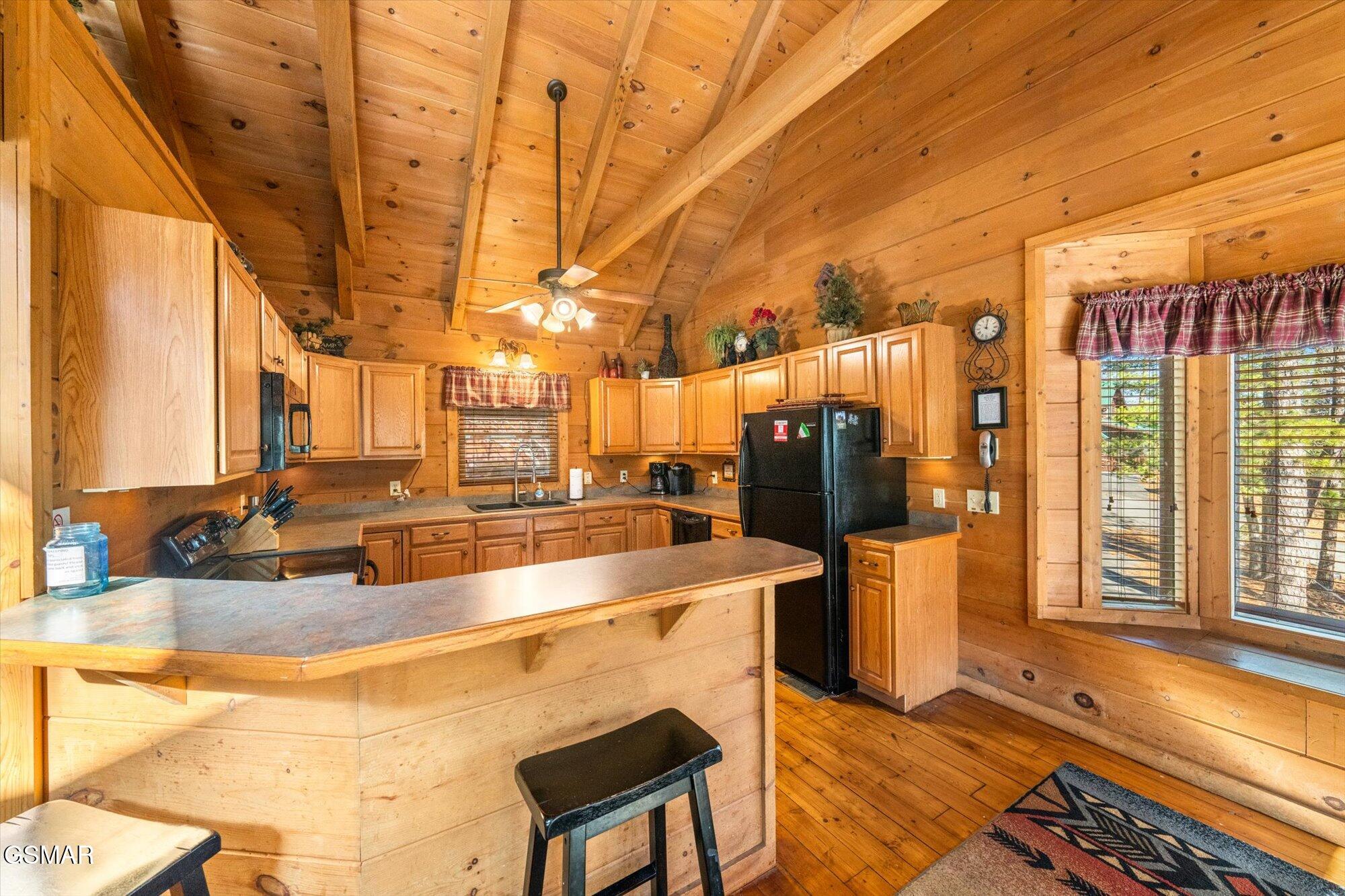 2801 Ridge Creek Cir