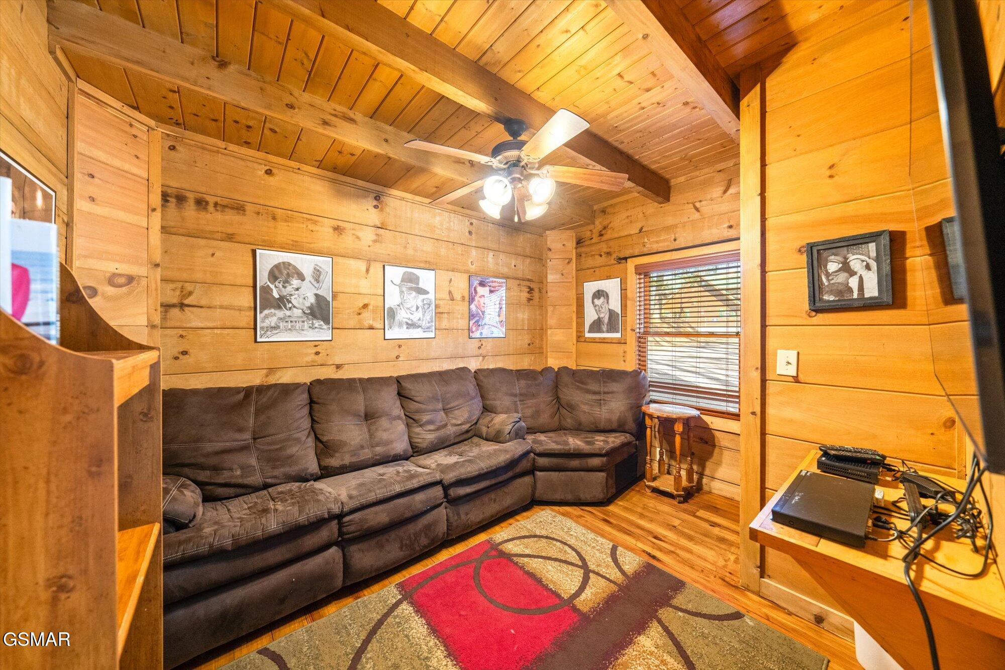 2801 Ridge Creek Cir