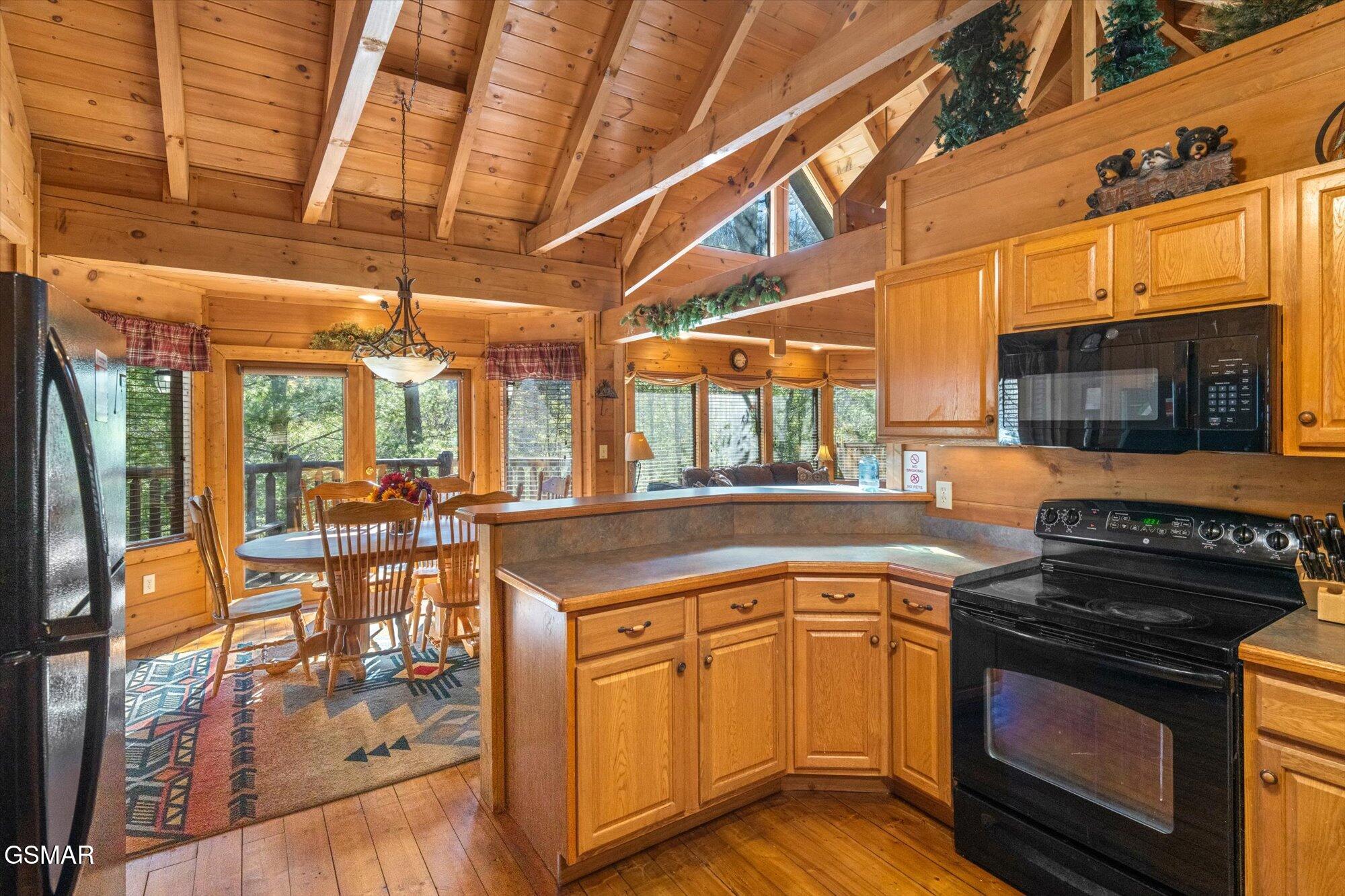 2801 Ridge Creek Cir