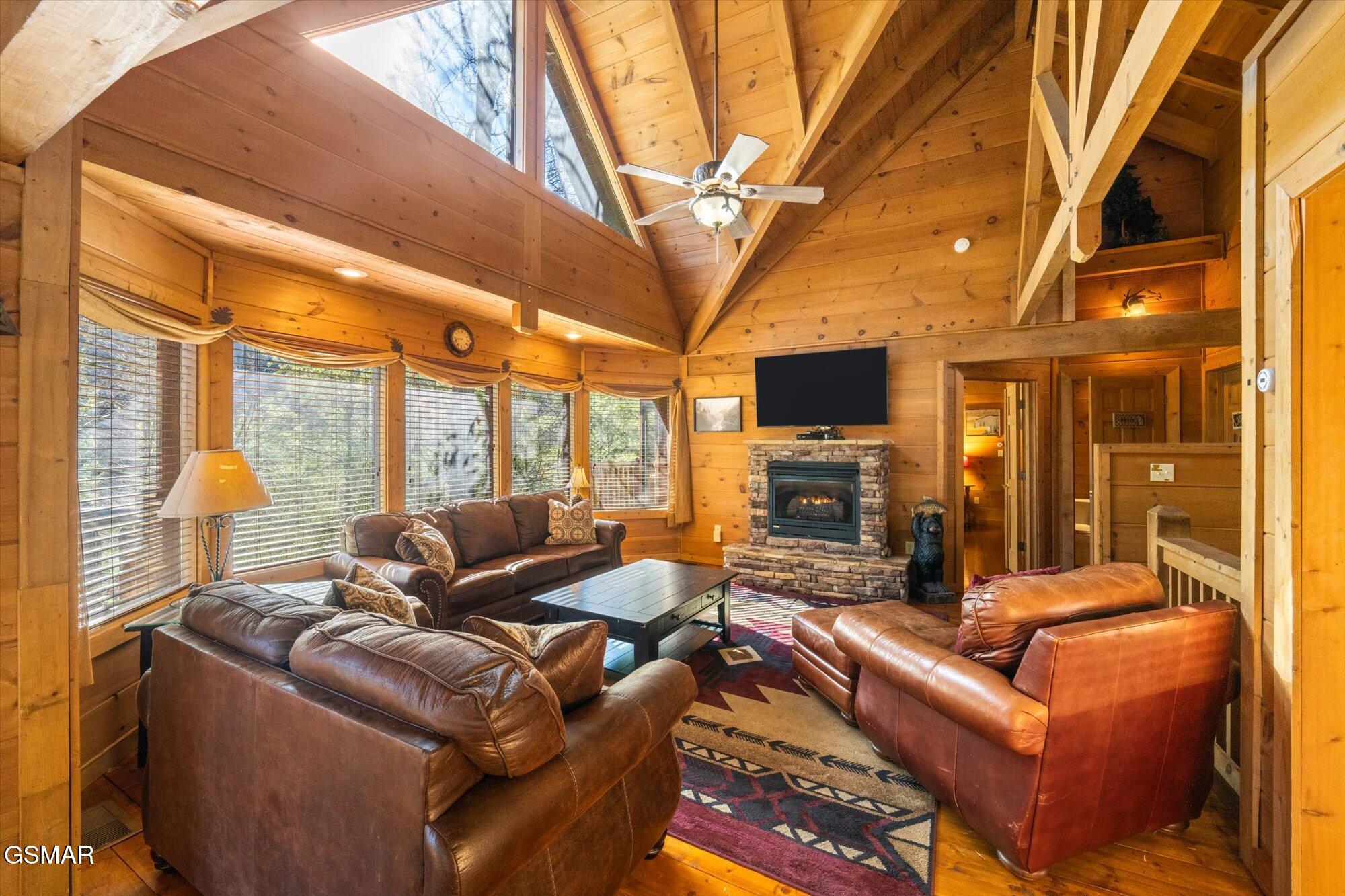 2801 Ridge Creek Cir