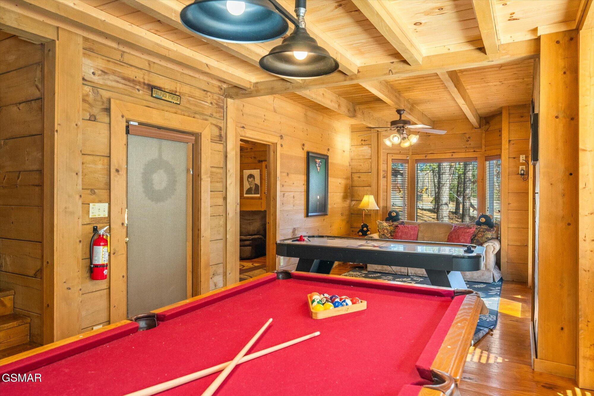 2801 Ridge Creek Cir