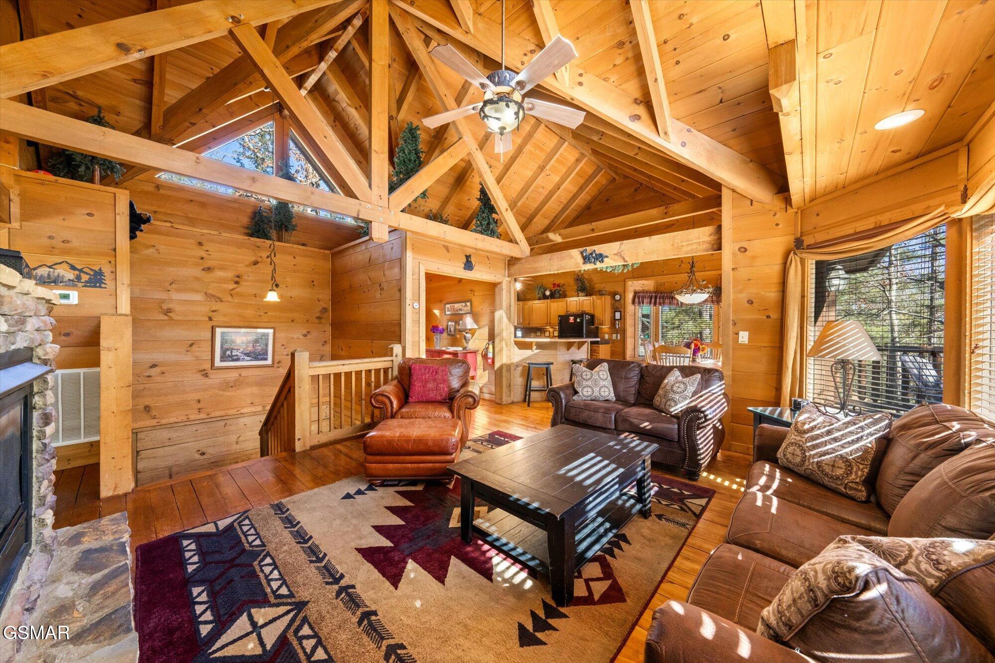 2801 Ridge Creek Cir