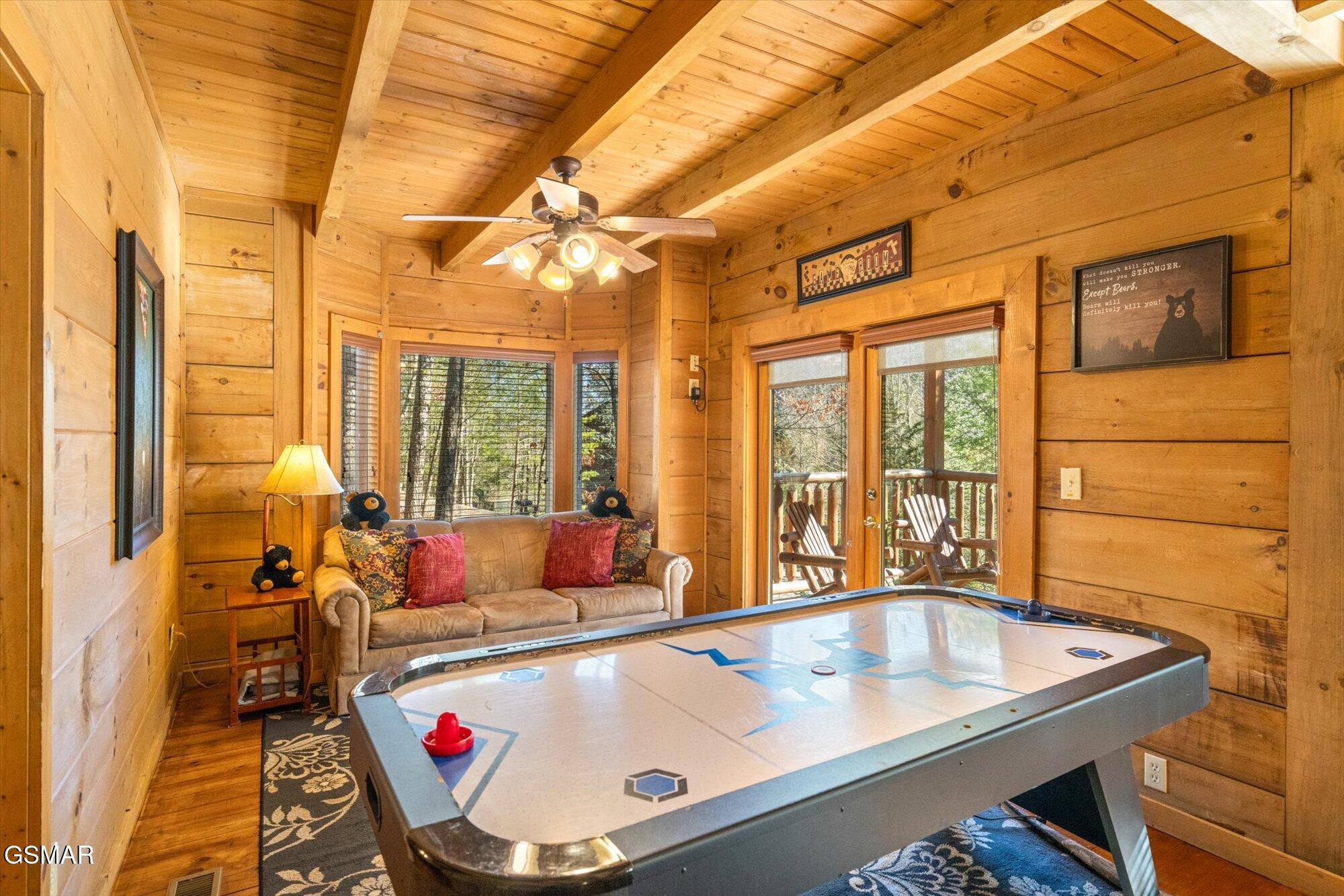 2801 Ridge Creek Cir