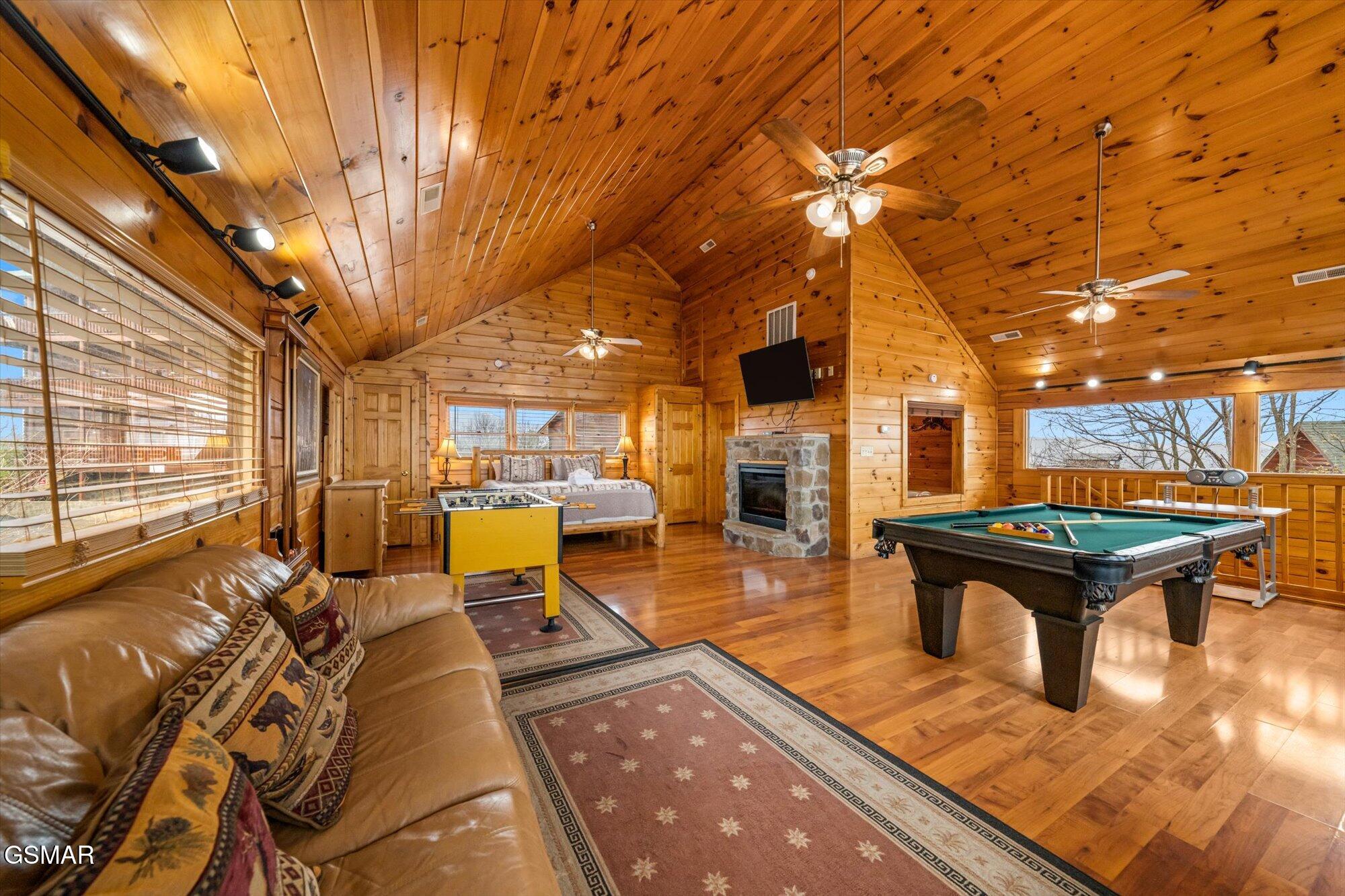 2212 Lone Eagle Drive