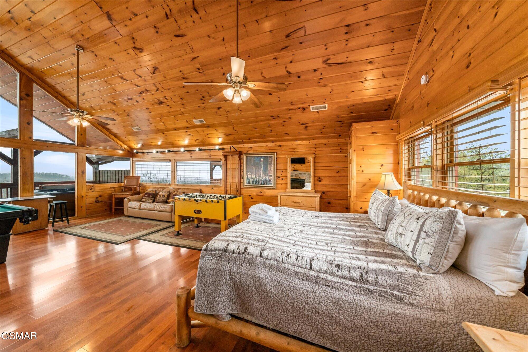 2212 Lone Eagle Drive