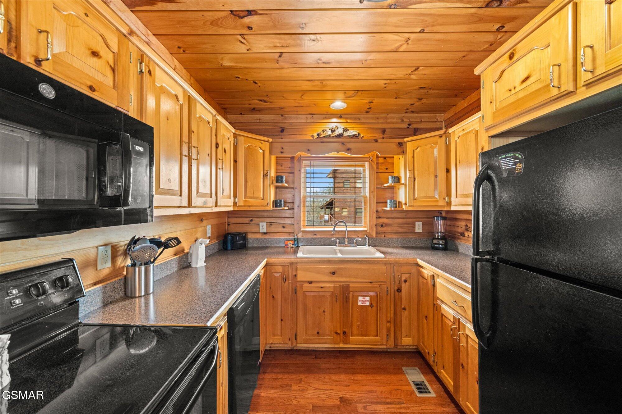 2212 Lone Eagle Drive