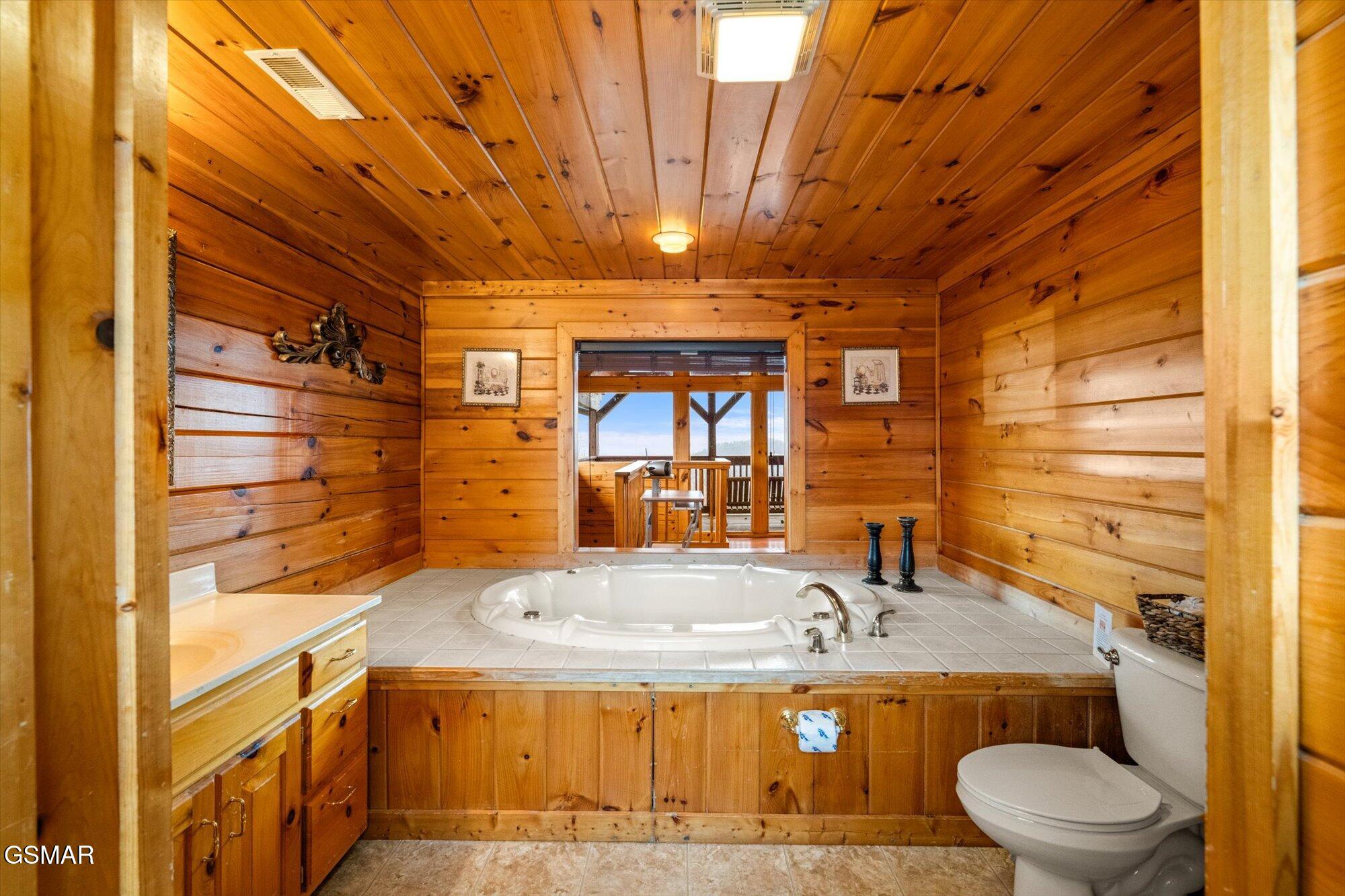 2212 Lone Eagle Drive