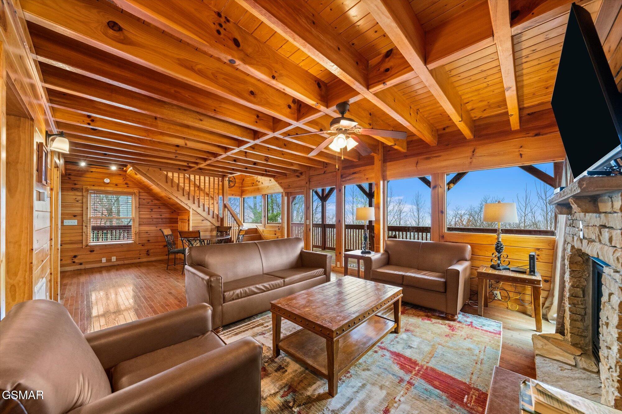 2212 Lone Eagle Drive