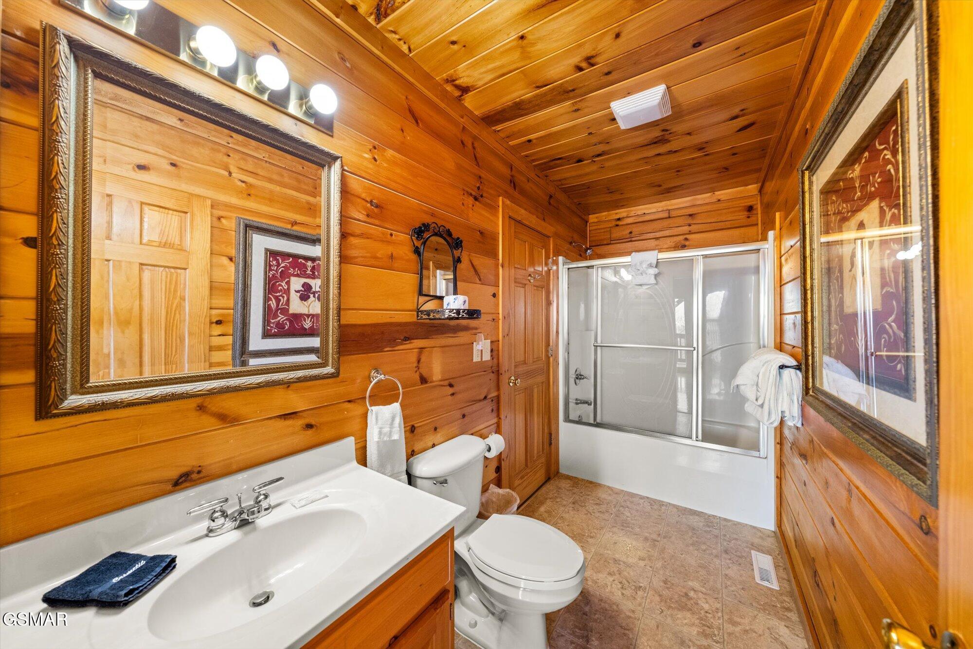 2212 Lone Eagle Drive