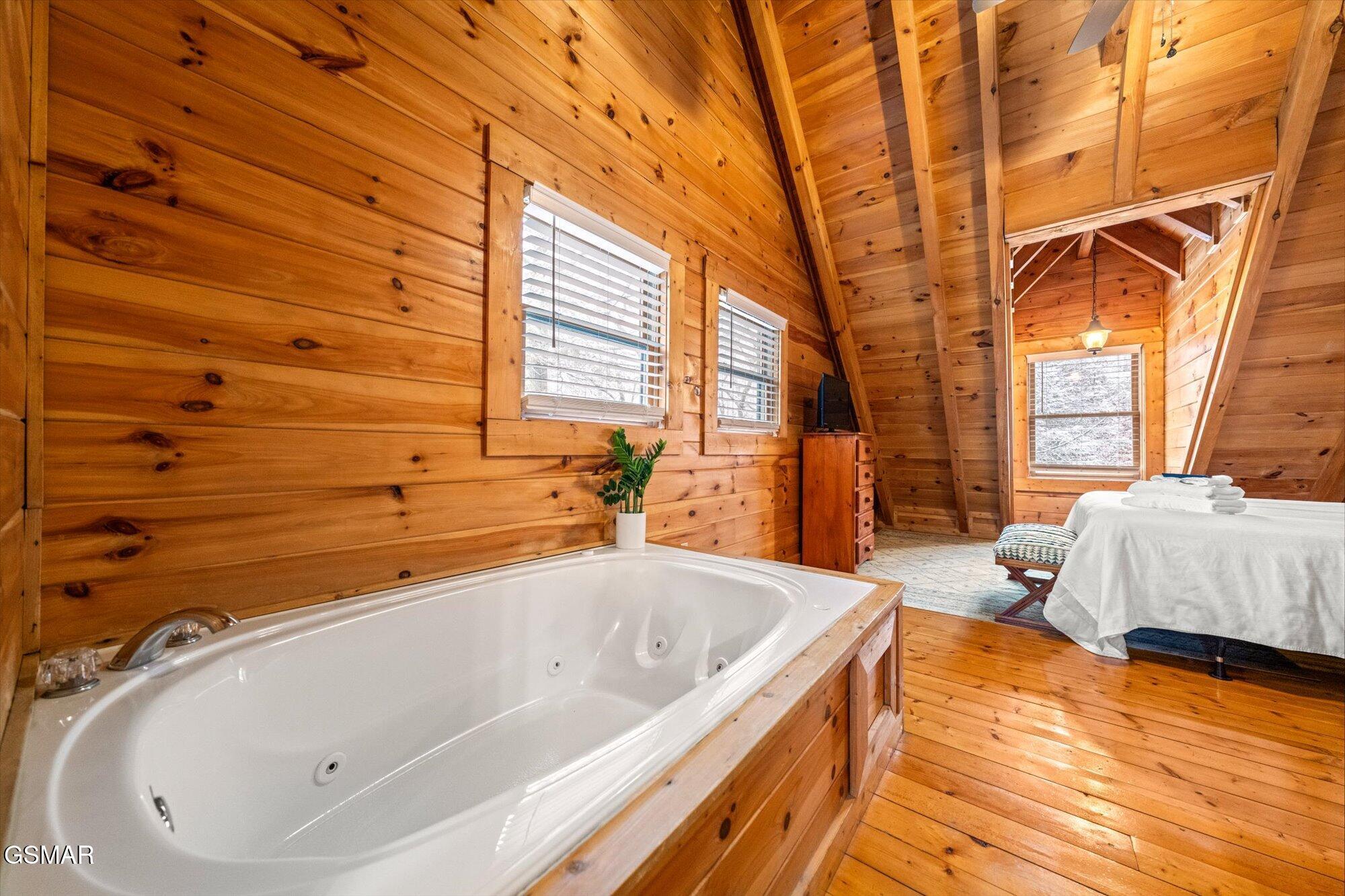 1250 Secona Way TN Way