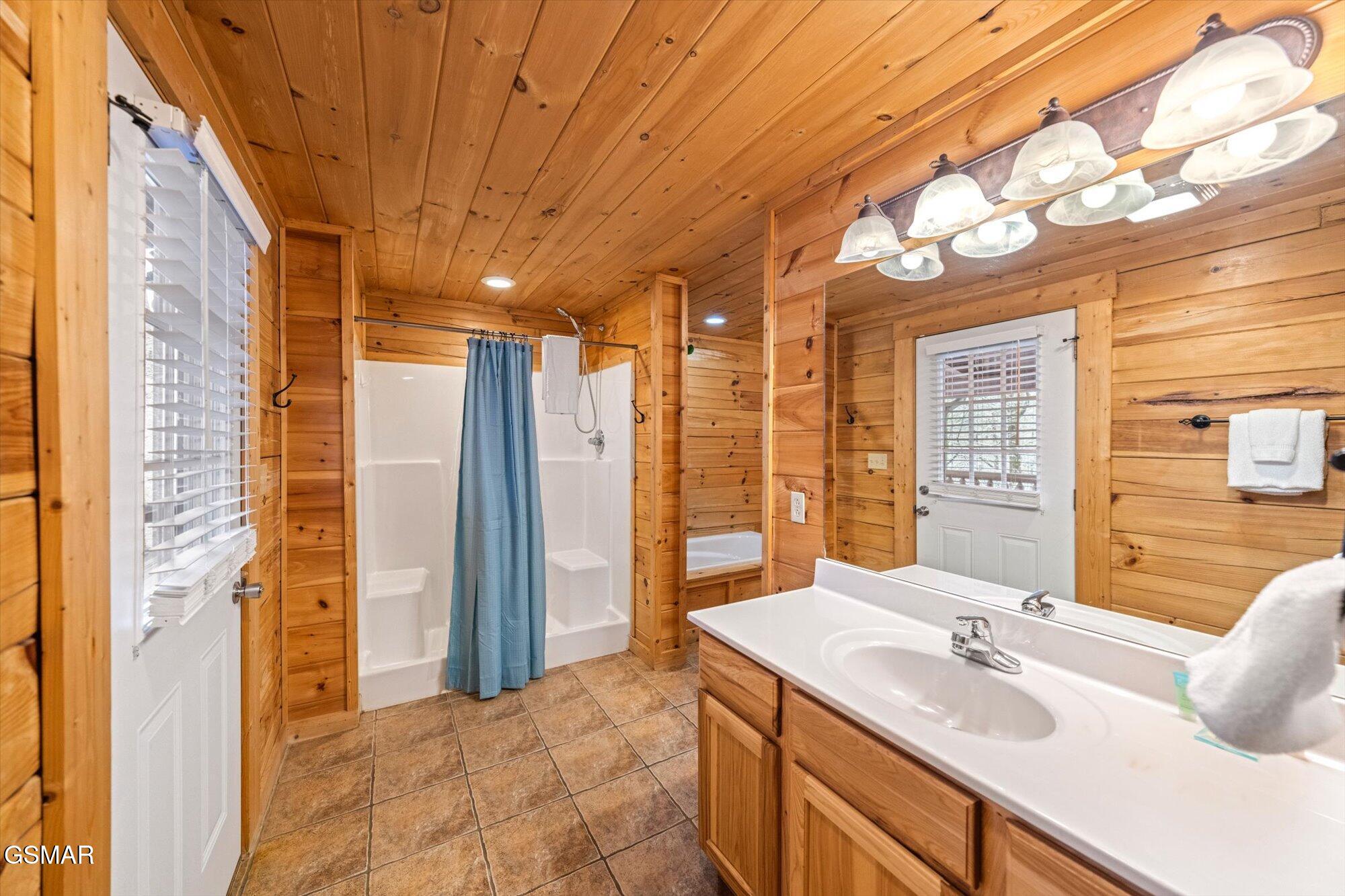 1250 Secona Way TN Way