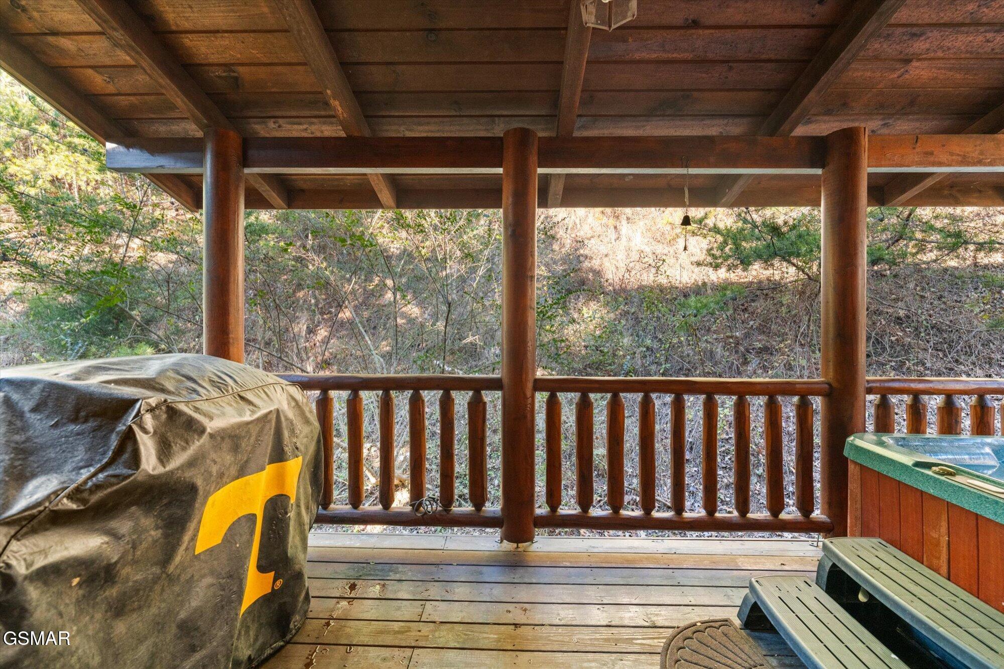 3143 Smoky Ridge Way