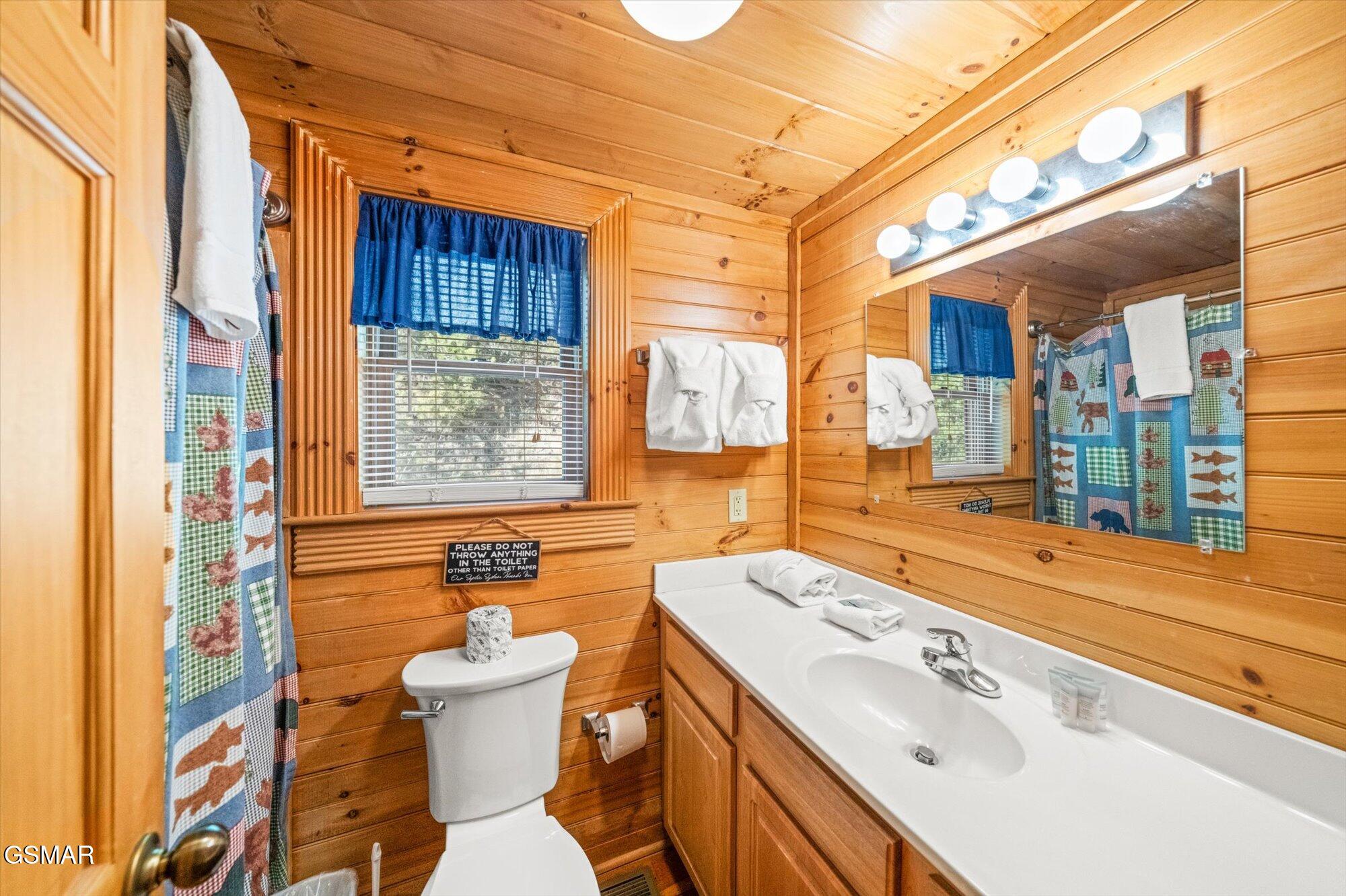 3143 Smoky Ridge Way