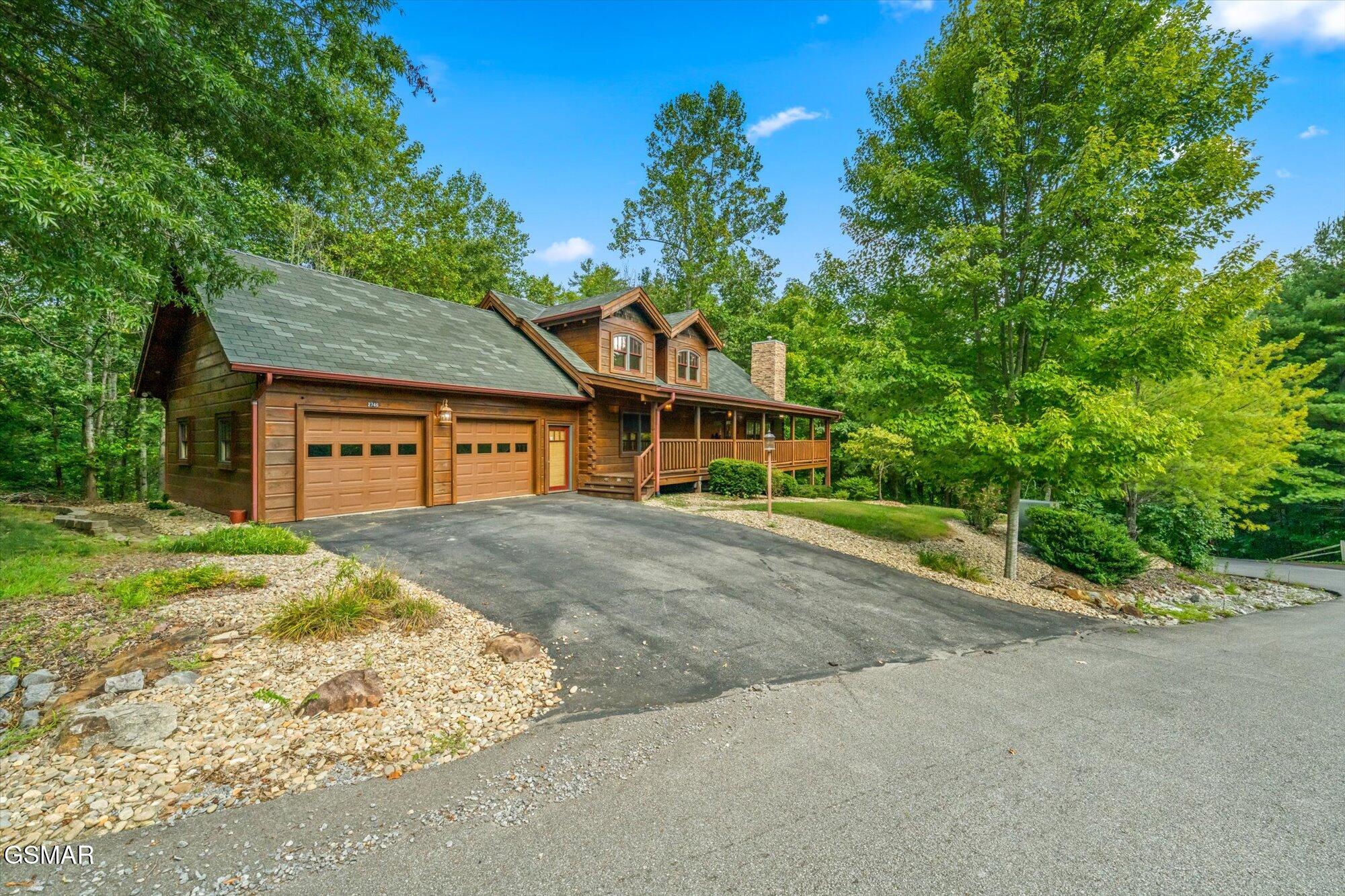 2746 Cedar Falls Way