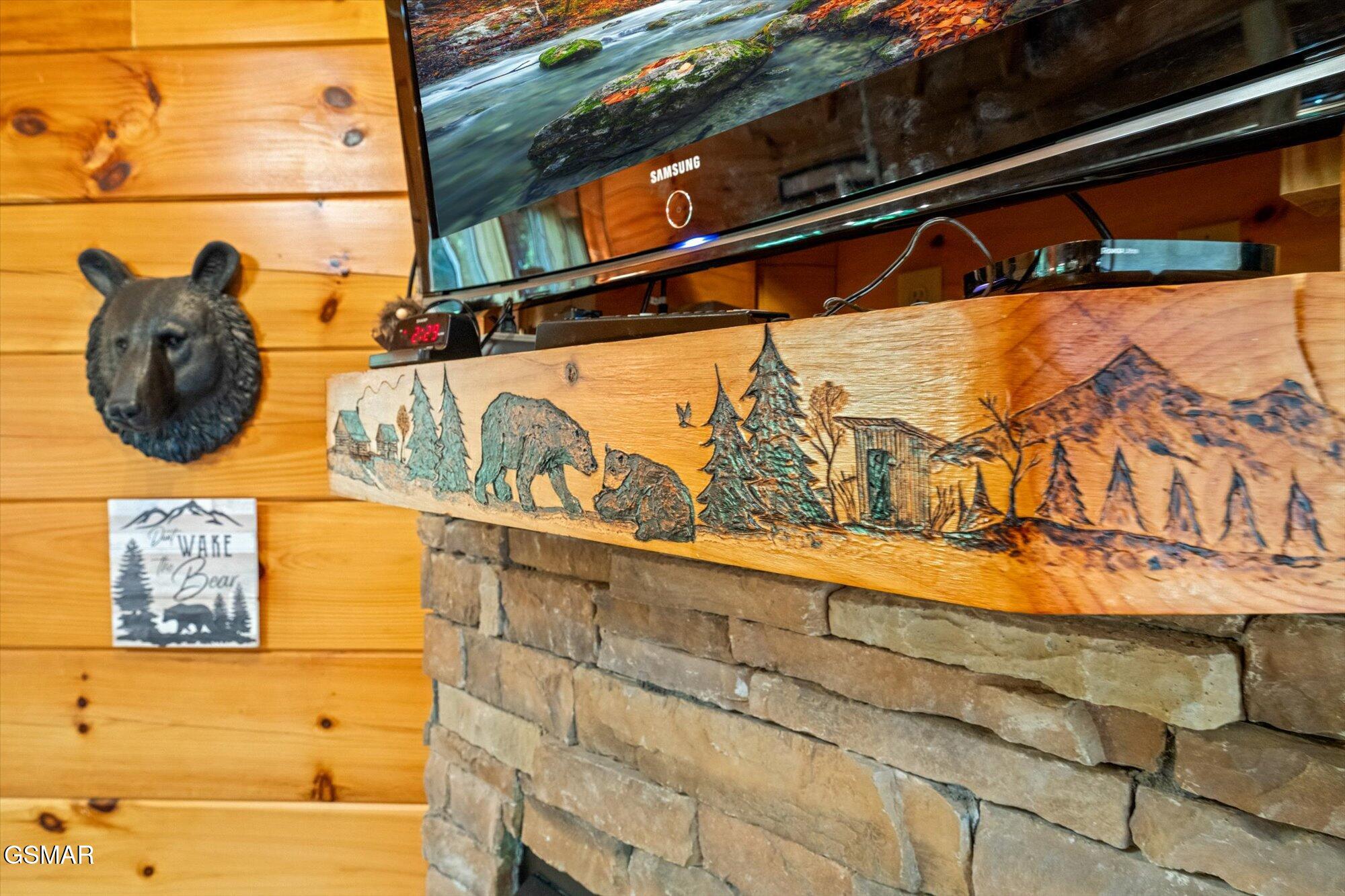 2746 Cedar Falls Way